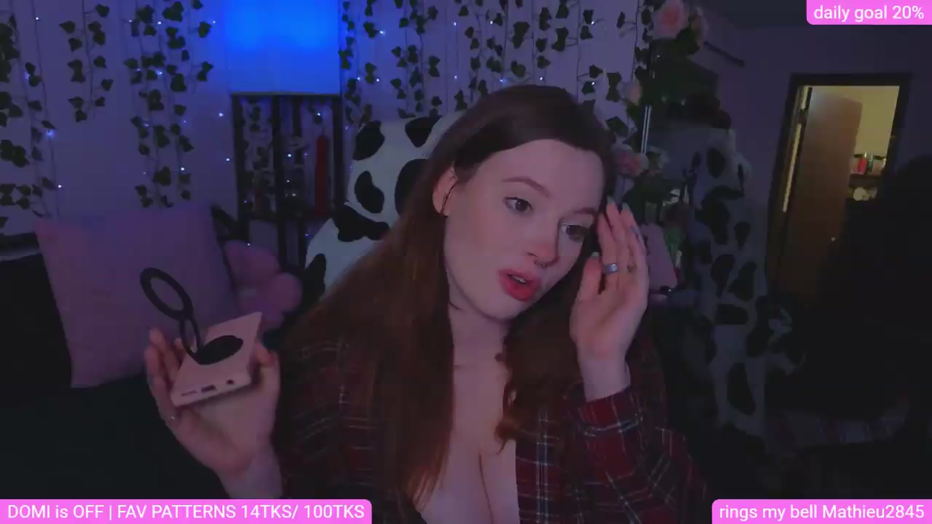 Gallery image thumbnail from naughtybella_'s myfreecams stream on, 08/19/2026, 24:26 image 16 of 20