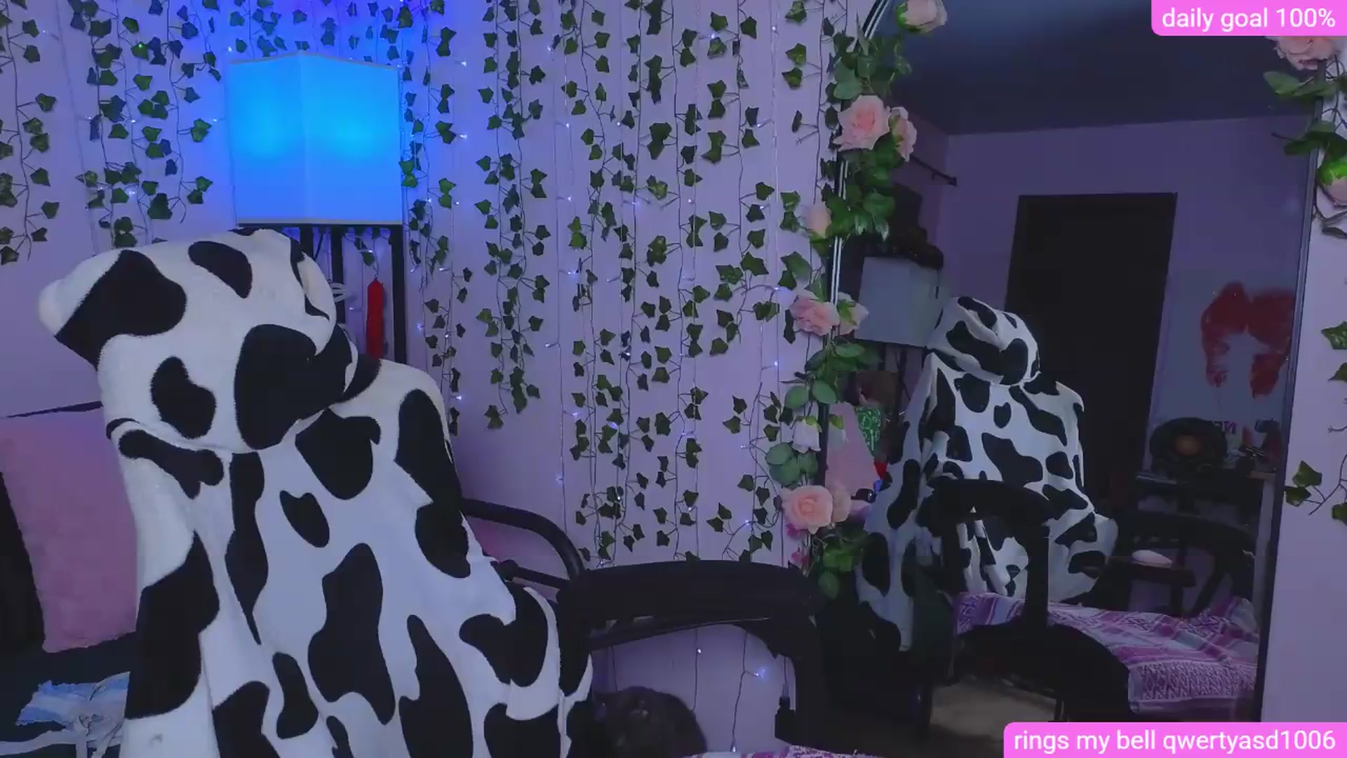 Gallery image thumbnail from naughtybella_'s myfreecams stream on, 08/21/2026, 03:35 image 11 of 20