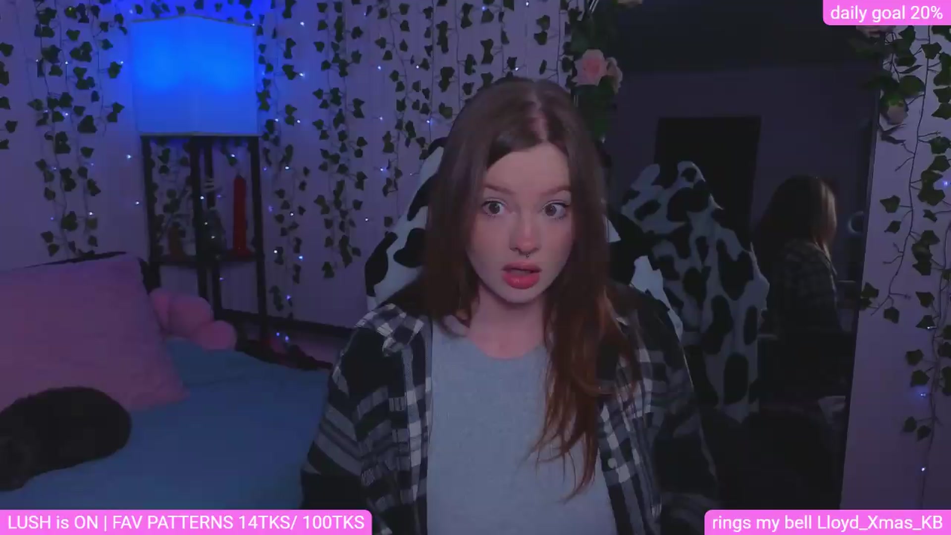 Gallery image thumbnail from naughtybella_'s myfreecams stream on, 08/27/2026, 02:58 image 8 of 20