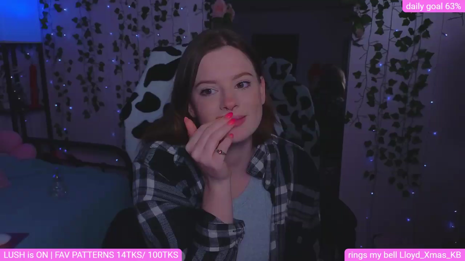 Gallery image thumbnail from naughtybella_'s myfreecams stream on, 08/27/2026, 02:58 image 18 of 20