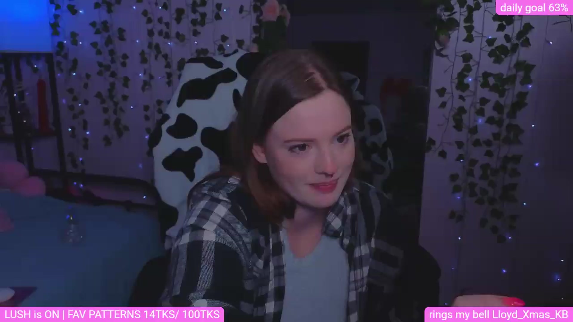 Gallery image thumbnail from naughtybella_'s myfreecams stream on, 08/27/2026, 02:58 image 19 of 20