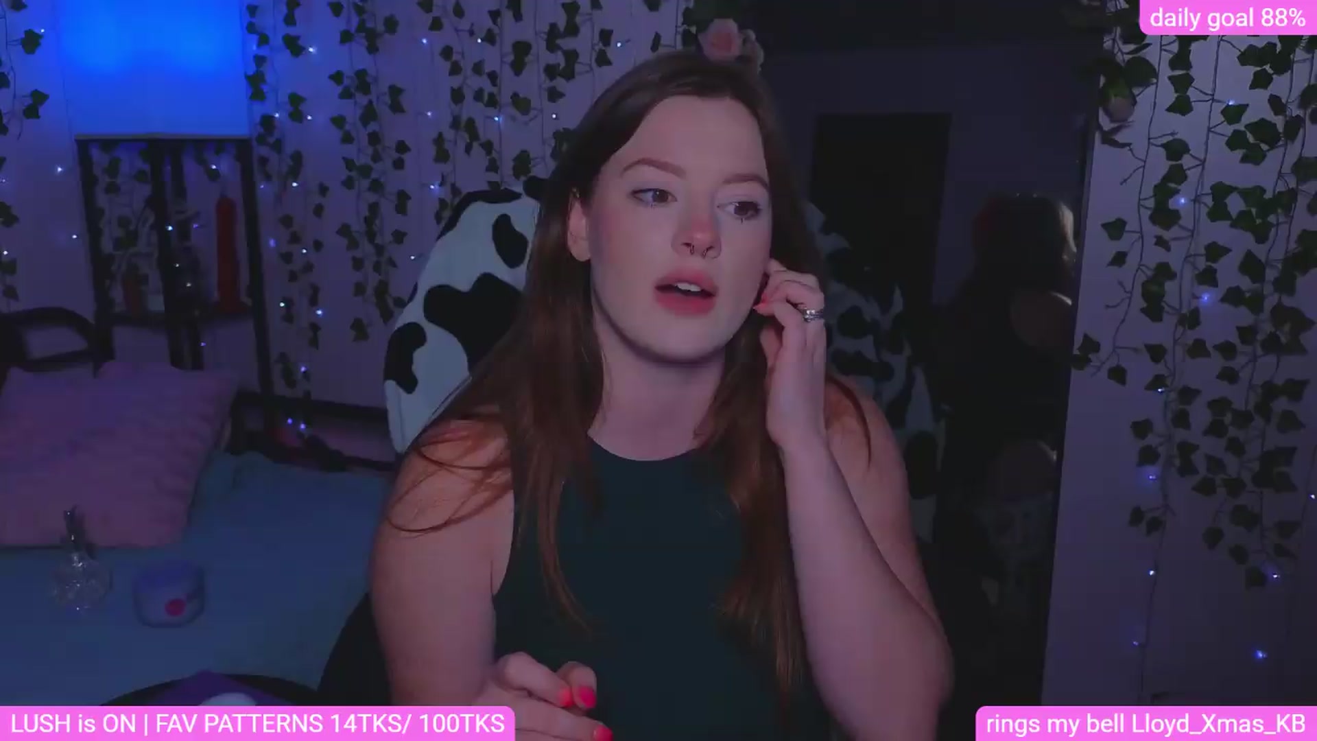 Gallery image thumbnail from naughtybella_'s myfreecams stream on, 08/28/2026, 03:49 image 19 of 20