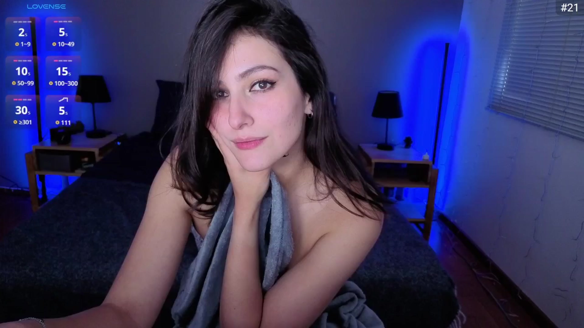Gallery image thumbnail from naugthyalyss's myfreecams stream on, 12/01/2025, 19:37 image 19 of 20