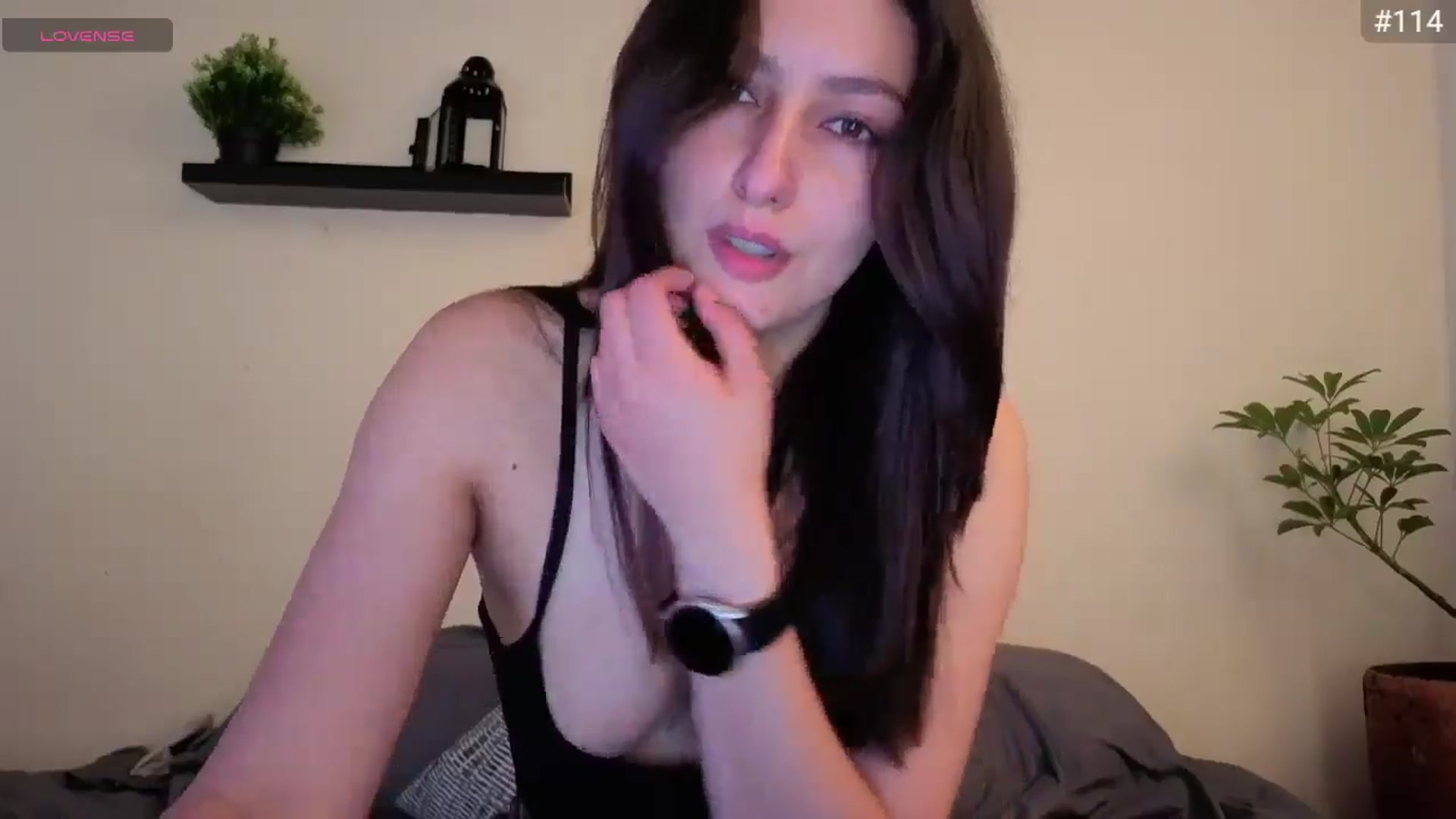 Gallery image thumbnail from naugthyalyss's myfreecams stream on, 05/01/2026, 13:02 image 3 of 20