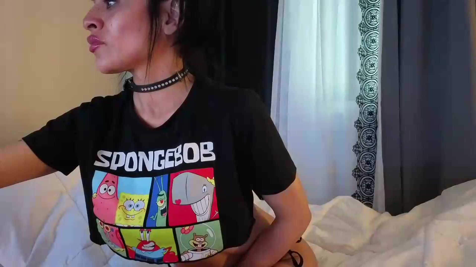 Gallery image thumbnail from nella's myfreecams stream on, 05/20/2026, 10:24 image 16 of 20
