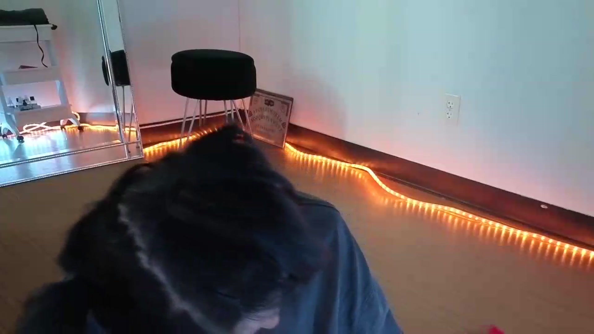 Gallery image thumbnail from nella's myfreecams stream on, 05/20/2026, 19:00 image 20 of 20