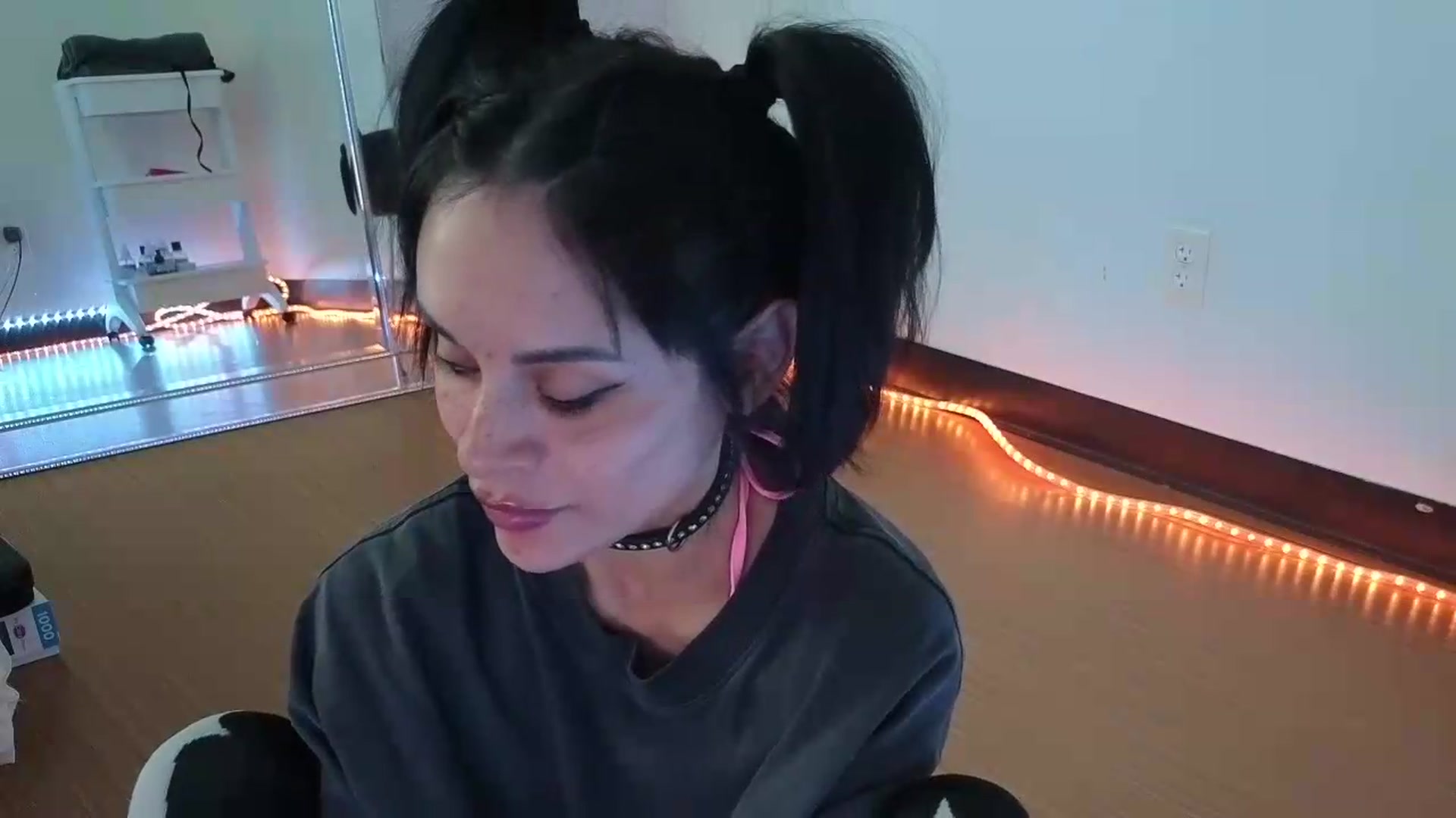 Gallery image thumbnail from nella's myfreecams stream on, 05/20/2026, 19:00 image 7 of 20