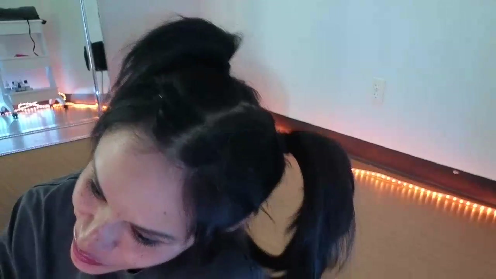 Gallery image thumbnail from nella's myfreecams stream on, 05/20/2026, 19:00 image 9 of 20
