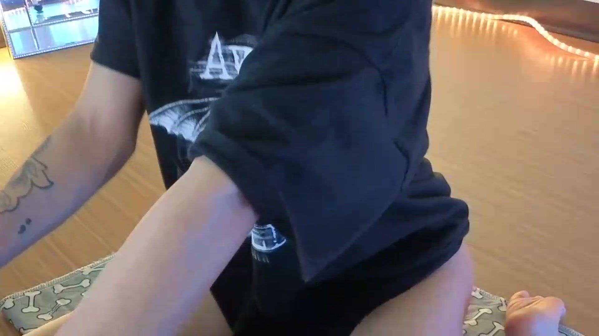 Gallery image thumbnail from nella's myfreecams stream on, 05/25/2026, 18:40 image 13 of 20