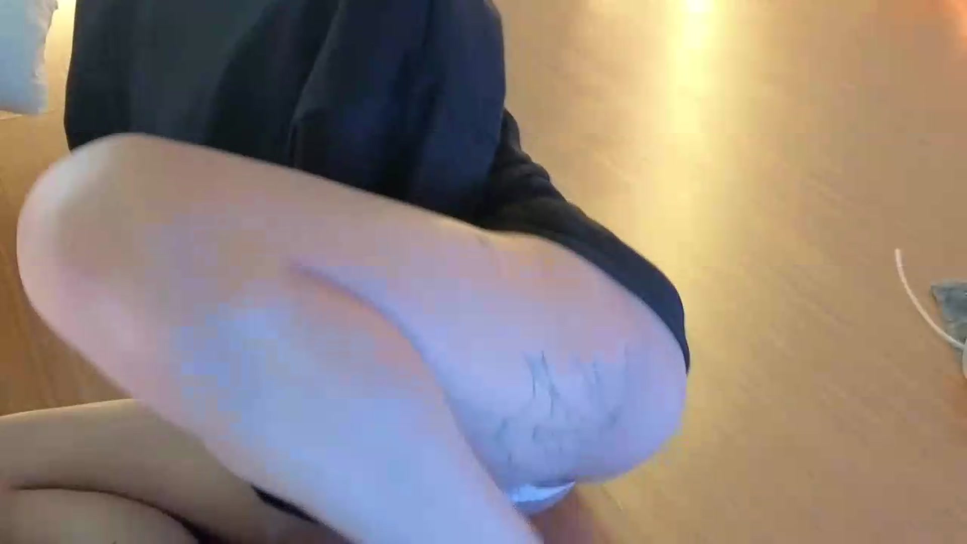 Gallery image thumbnail from nella's myfreecams stream on, 05/26/2026, 17:03 image 17 of 20