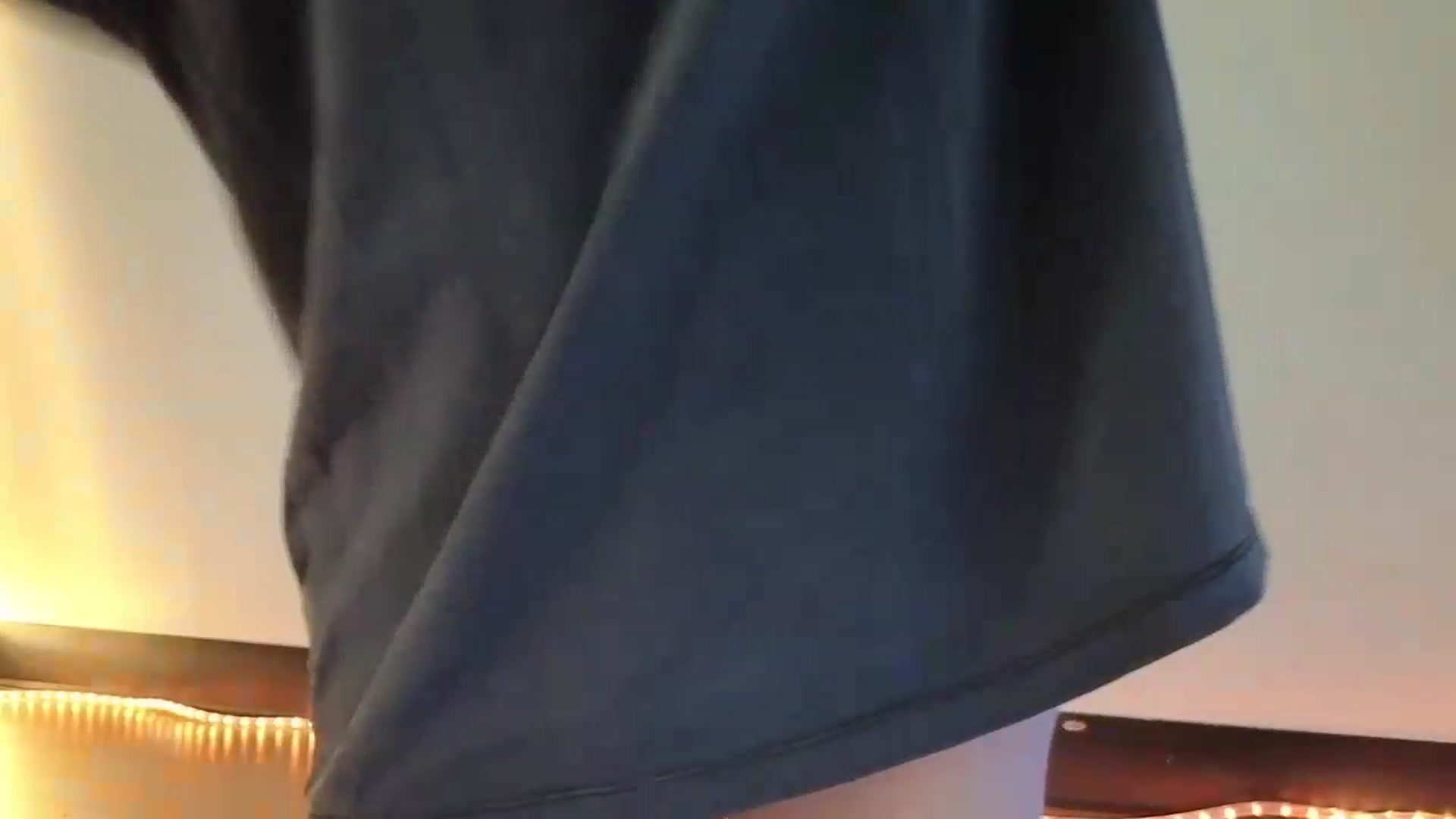 Gallery image thumbnail from nella's myfreecams stream on, 05/29/2026, 16:25 image 10 of 20