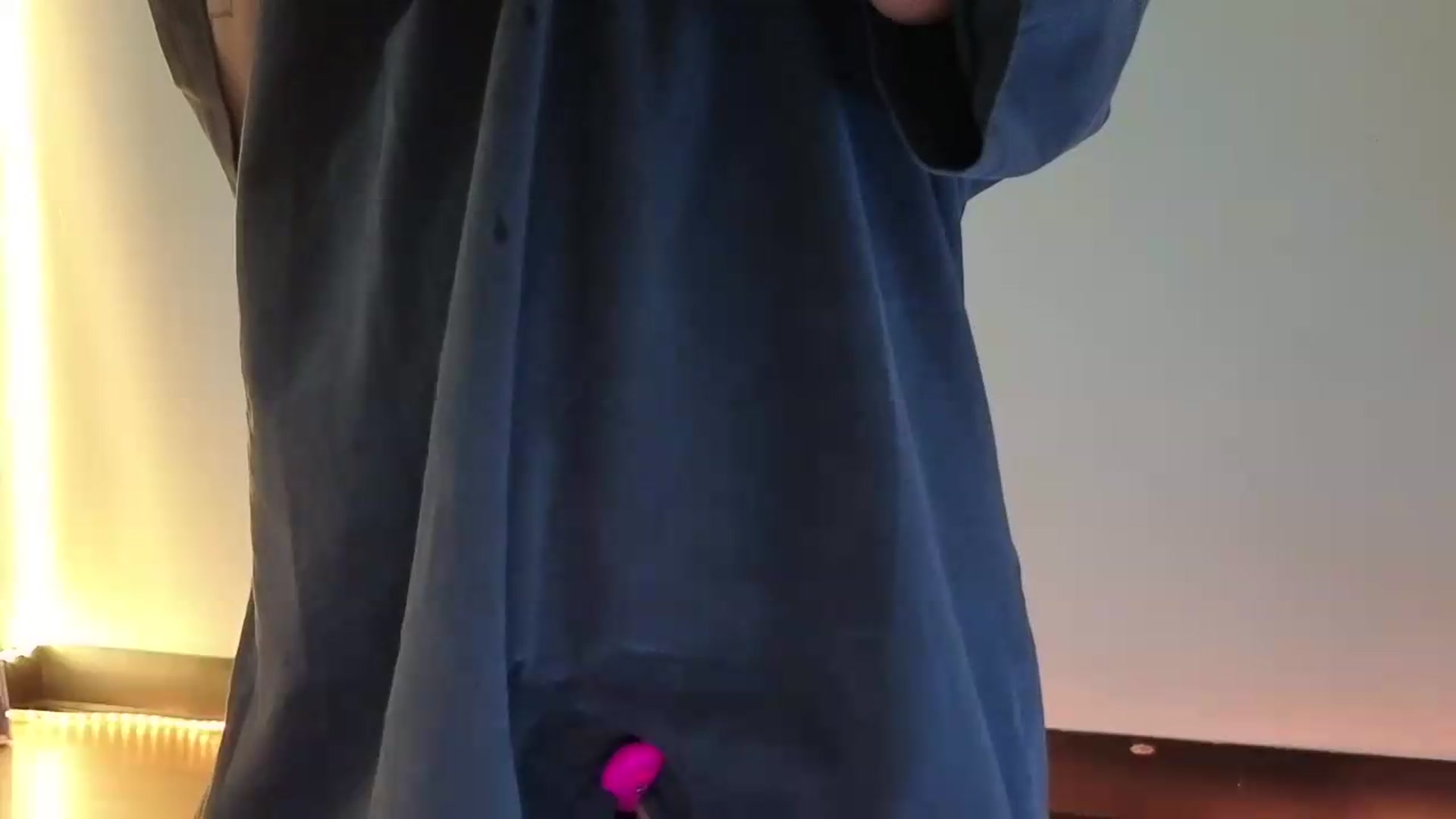 Gallery image thumbnail from nella's myfreecams stream on, 05/29/2026, 17:20 image 17 of 20