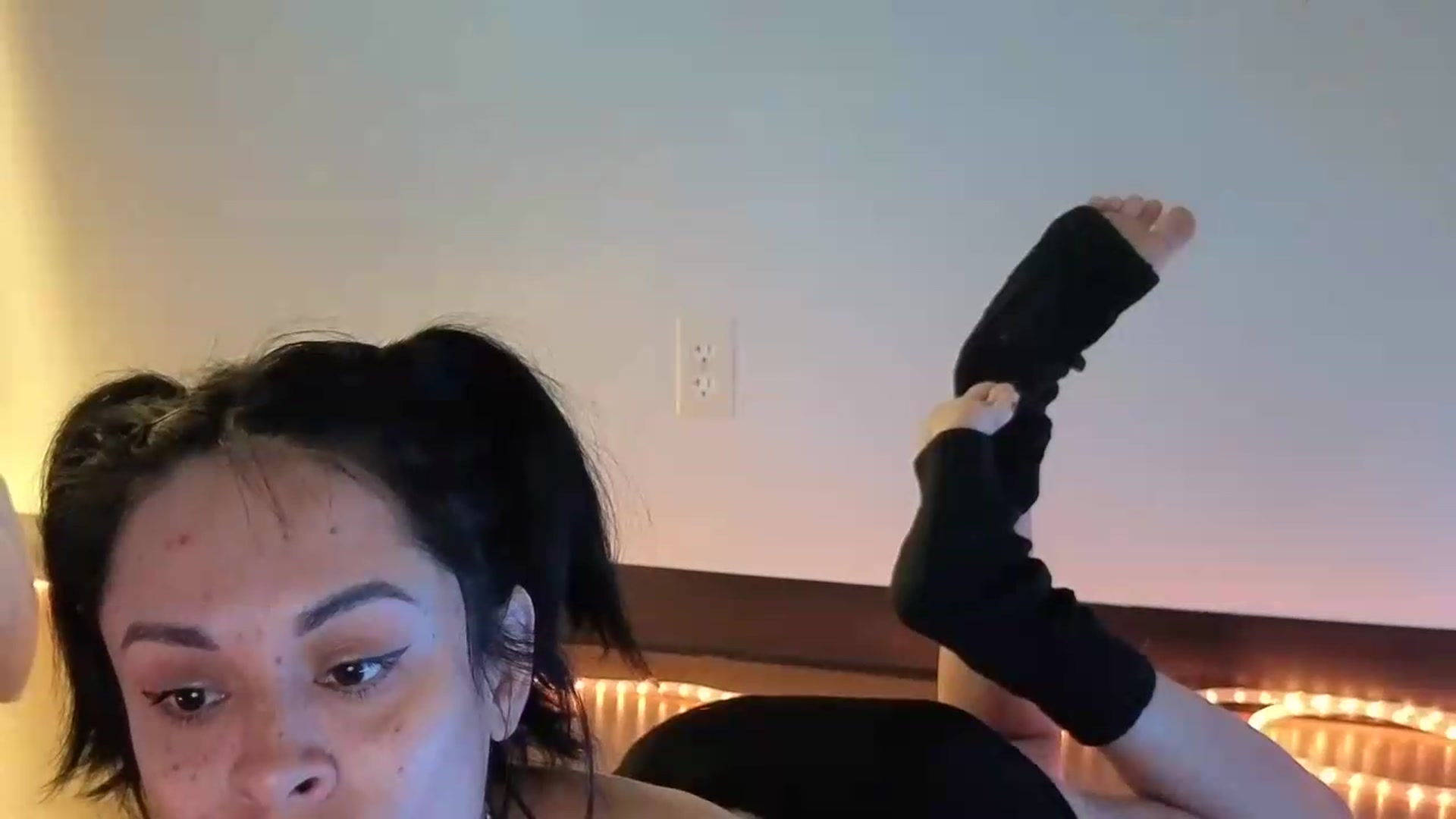 Gallery image thumbnail from nella's myfreecams stream on, 05/30/2026, 16:08 image 11 of 20