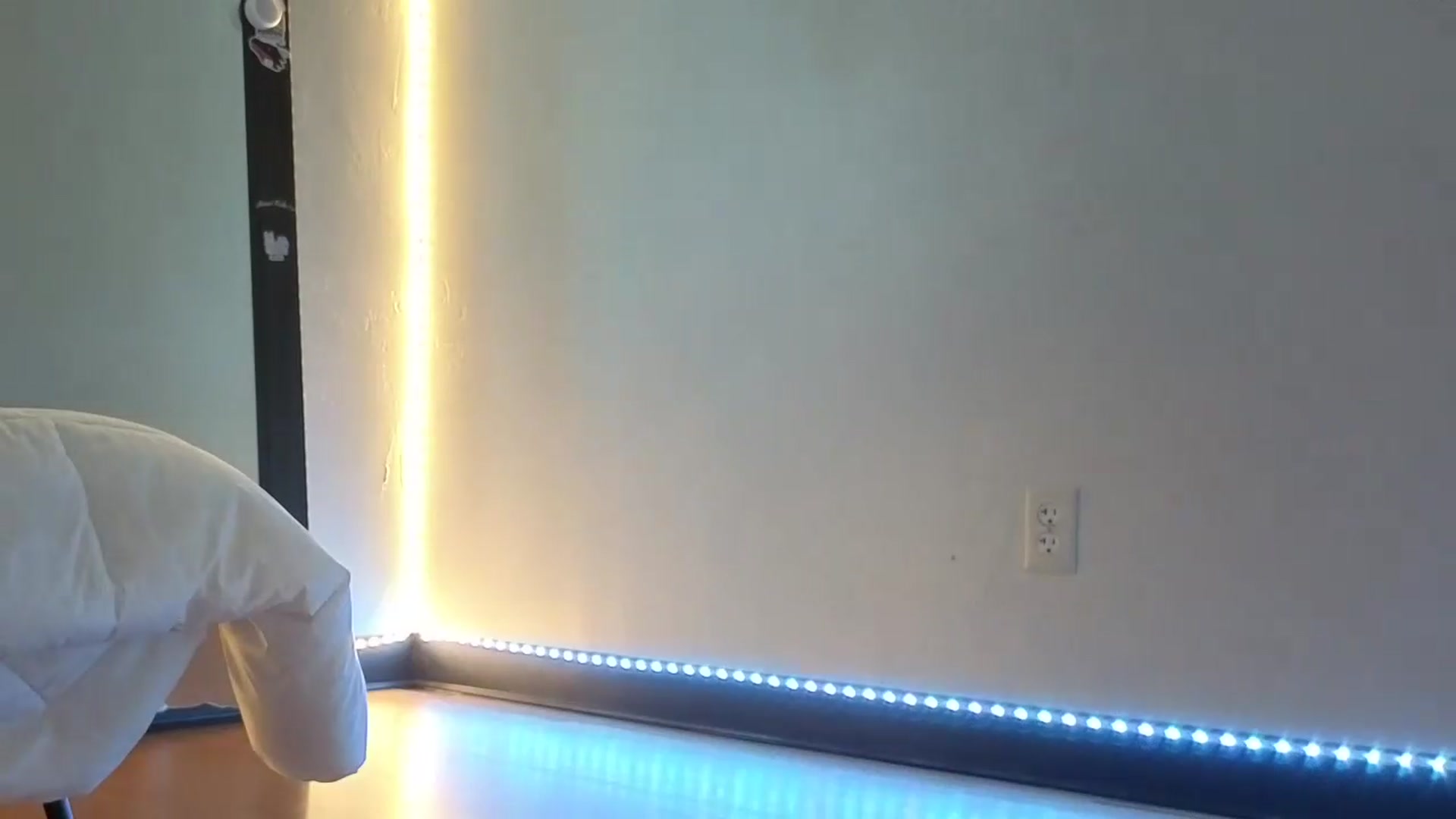Gallery image thumbnail from nella's myfreecams stream on, 06/11/2026, 19:53 image 12 of 20