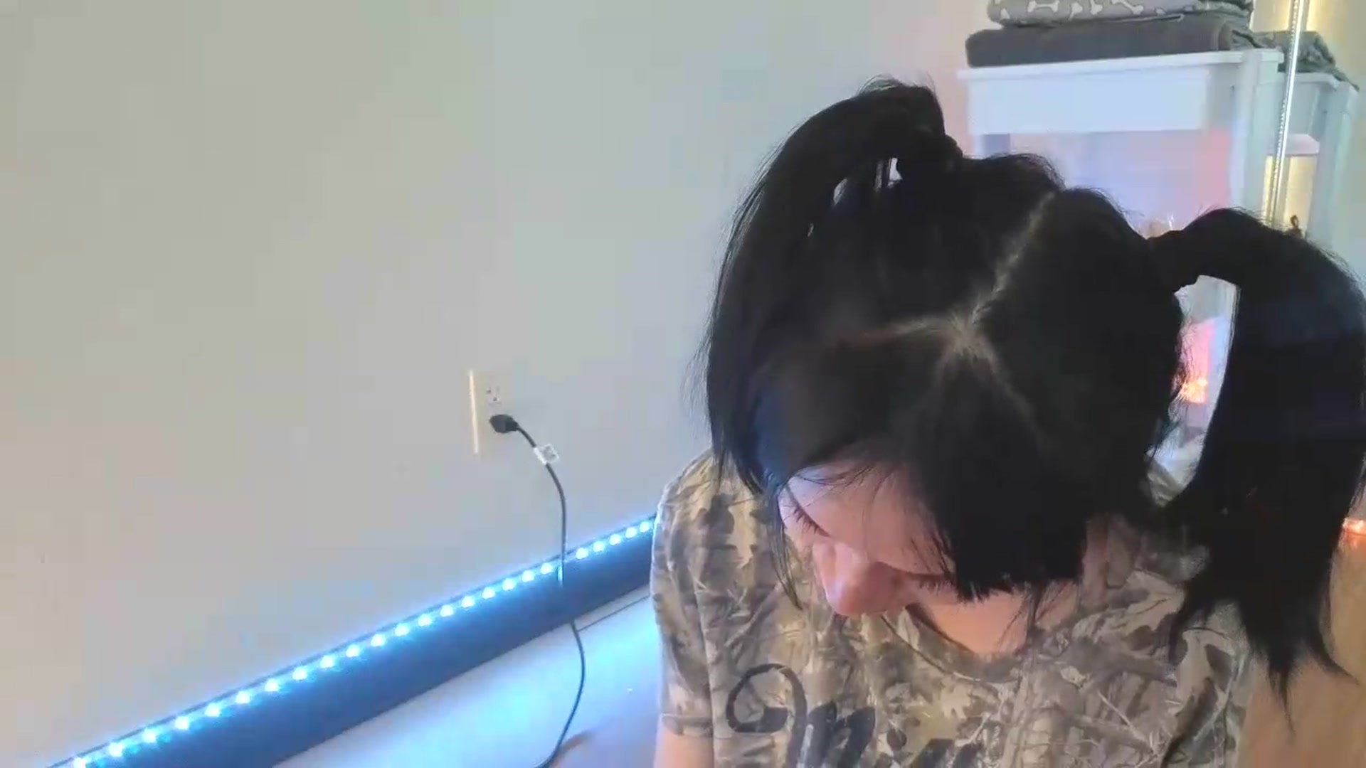 Gallery image thumbnail from nella's myfreecams stream on, 06/12/2026, 15:22 image 11 of 20