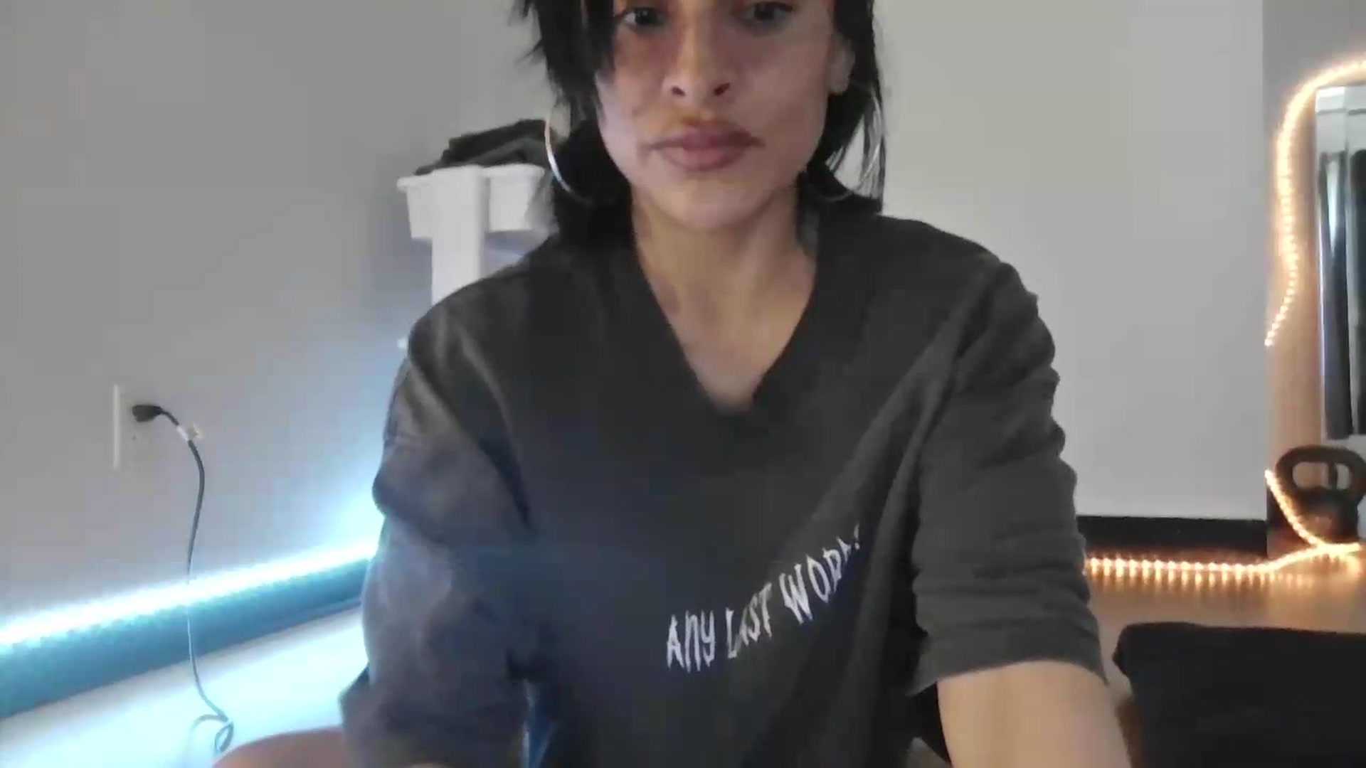 Gallery image thumbnail from nella's myfreecams stream on, 06/16/2026, 16:19 image 10 of 20