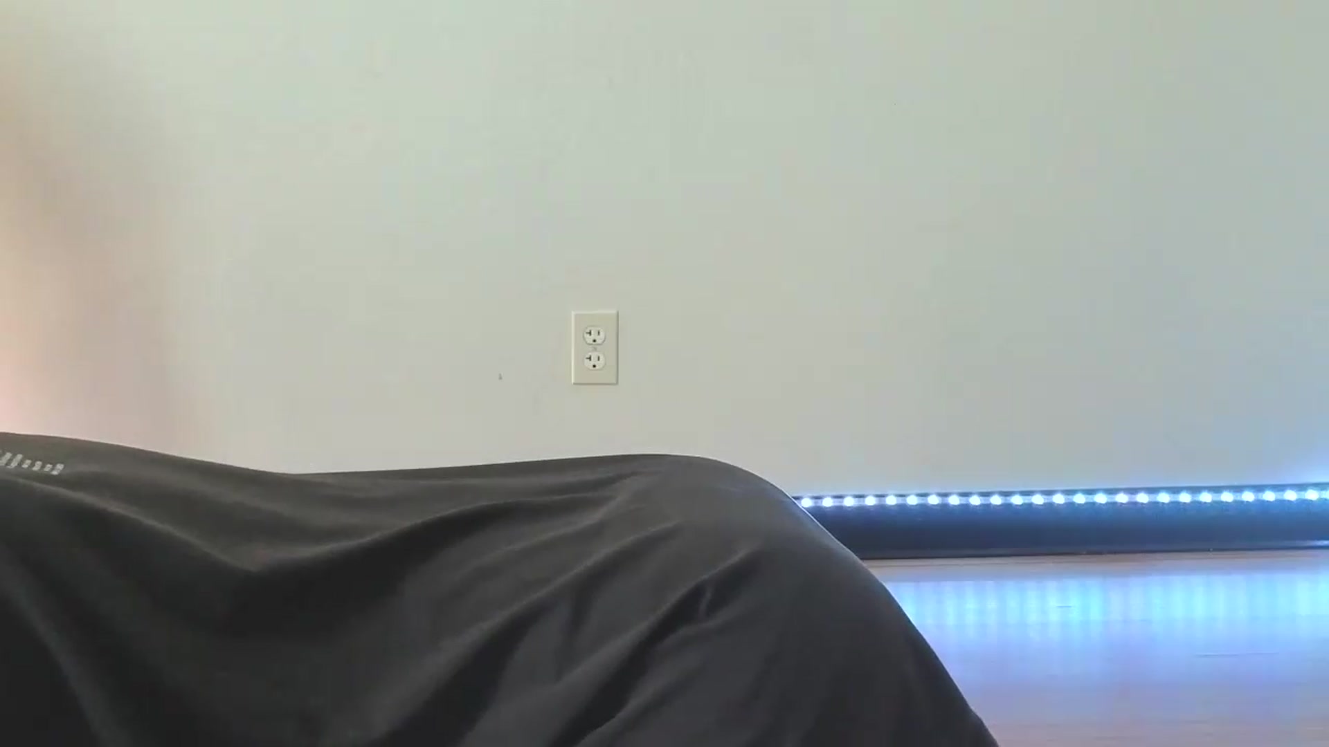 Gallery image thumbnail from nella's myfreecams stream on, 06/23/2026, 15:44 image 19 of 20