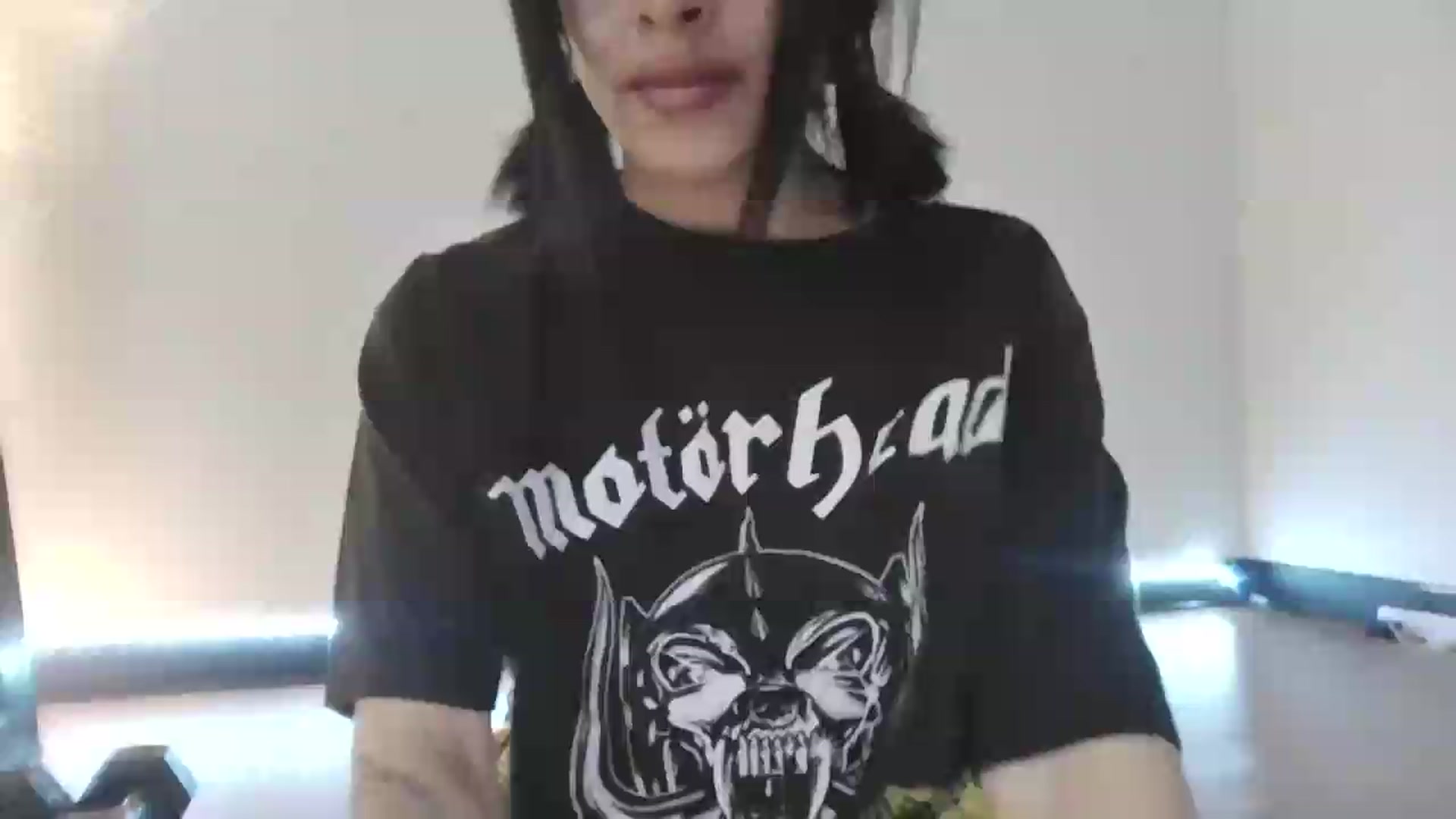 Gallery image thumbnail from nella's myfreecams stream on, 06/30/2026, 17:52 image 7 of 20