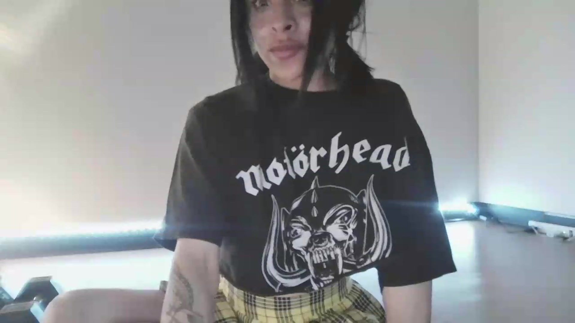 Gallery image thumbnail from nella's myfreecams stream on, 06/30/2026, 17:52 image 13 of 20