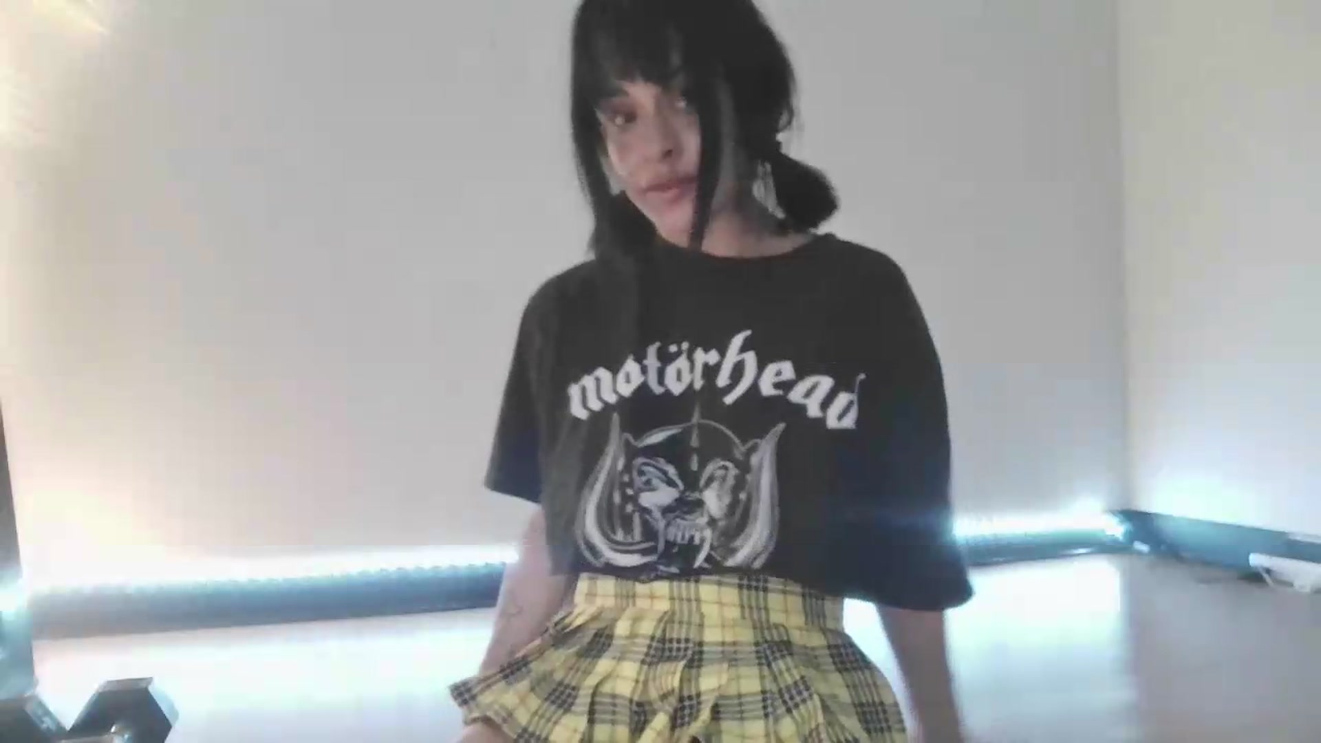 Gallery image thumbnail from nella's myfreecams stream on, 06/30/2026, 17:52 image 9 of 20