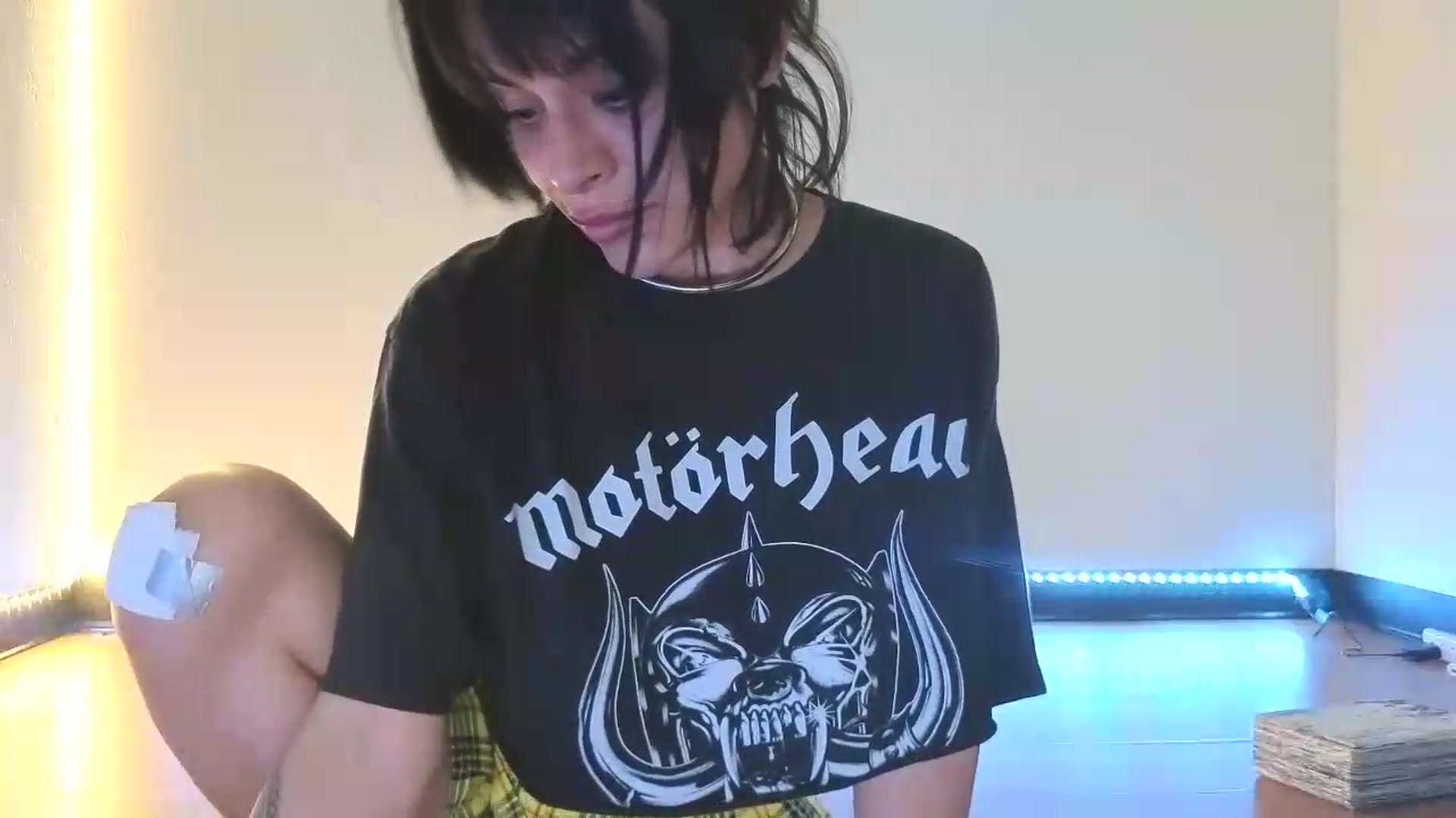 Gallery image thumbnail from nella's myfreecams stream on, 07/06/2026, 19:25 image 19 of 20