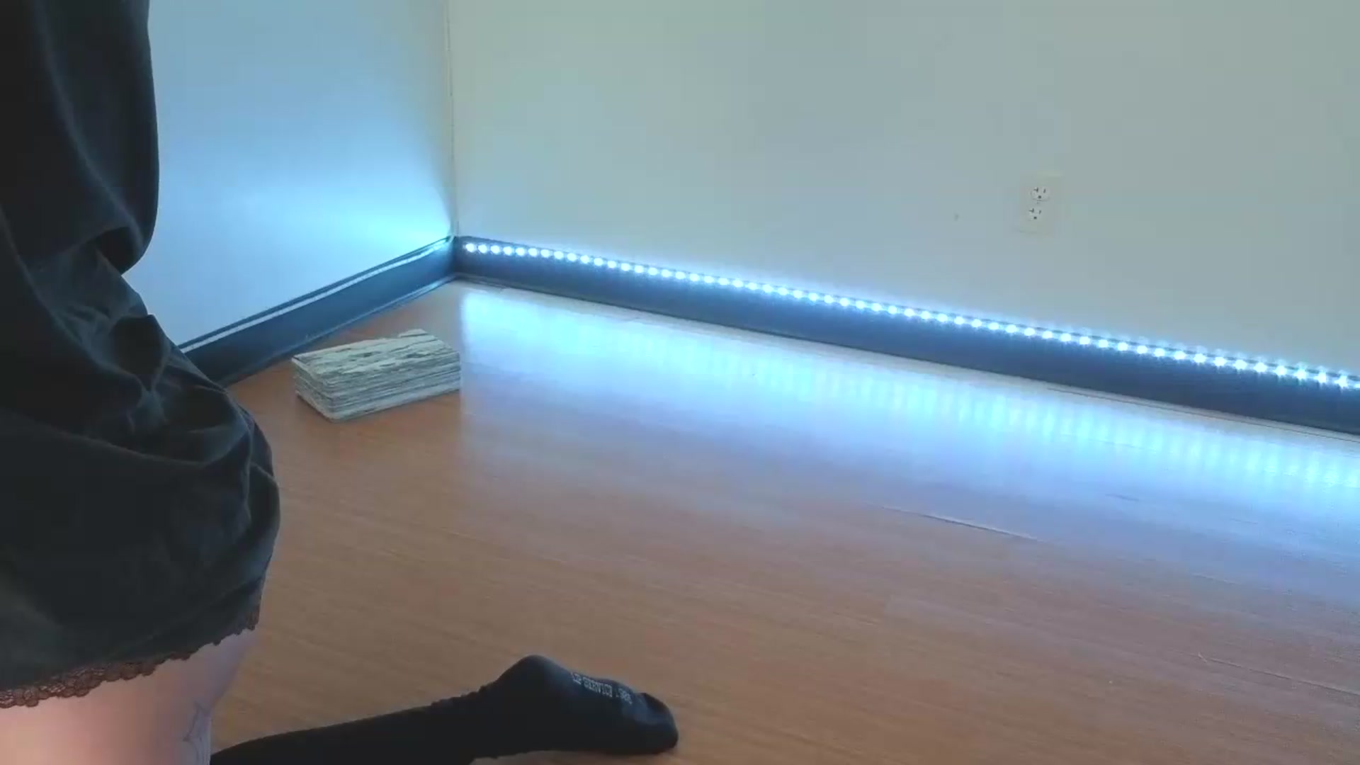 Gallery image thumbnail from nella's myfreecams stream on, 07/10/2026, 16:00 image 12 of 20
