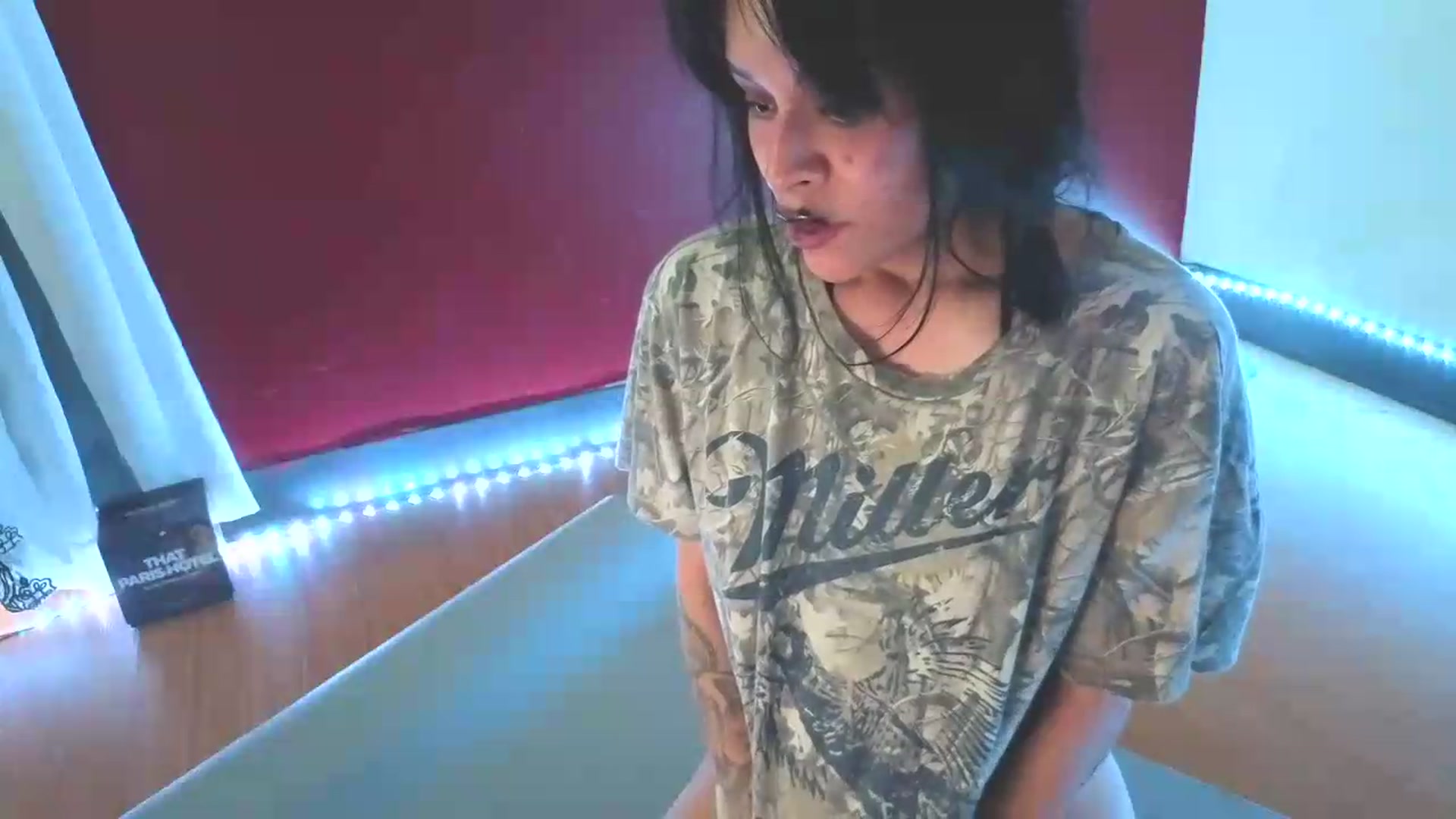 Gallery image thumbnail from nella's myfreecams stream on, 08/08/2026, 18:38 image 10 of 20