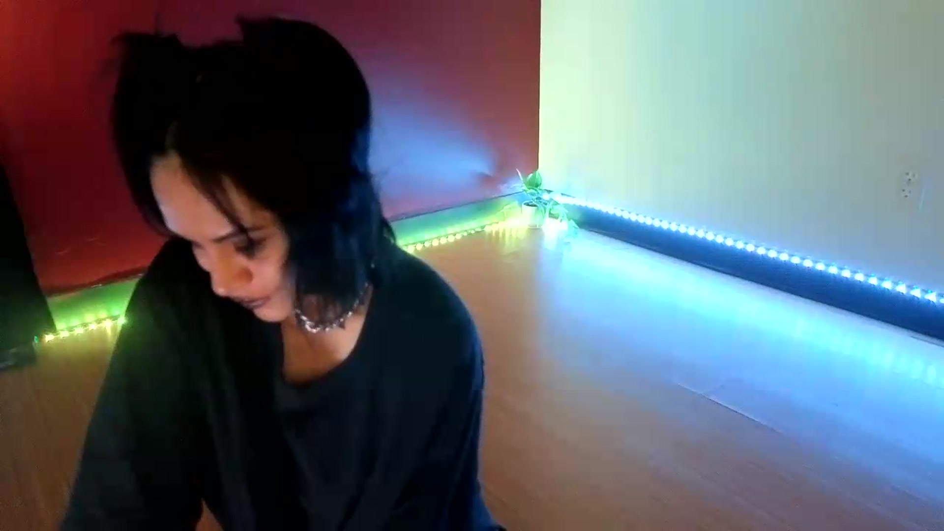 Gallery image thumbnail from nella's myfreecams stream on, 08/20/2026, 15:25 image 19 of 20