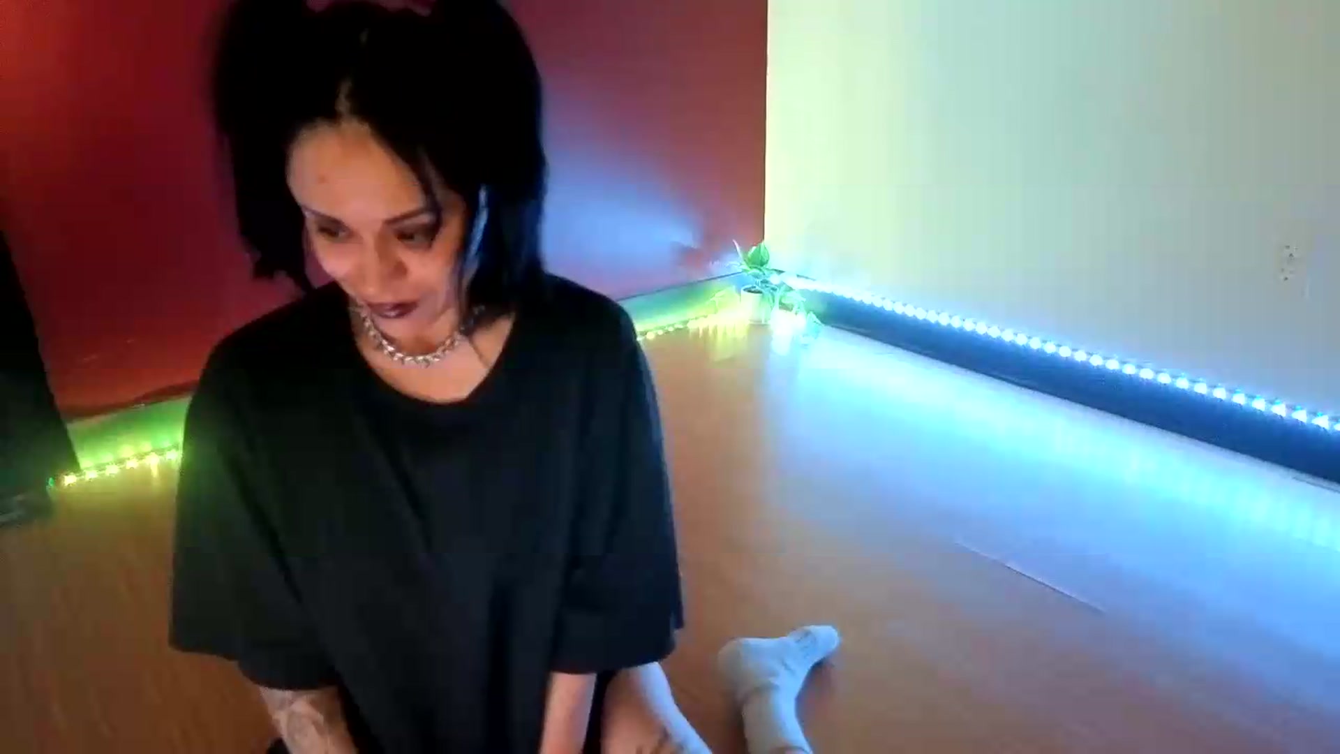Gallery image thumbnail from nella's myfreecams stream on, 08/20/2026, 15:25 image 15 of 20