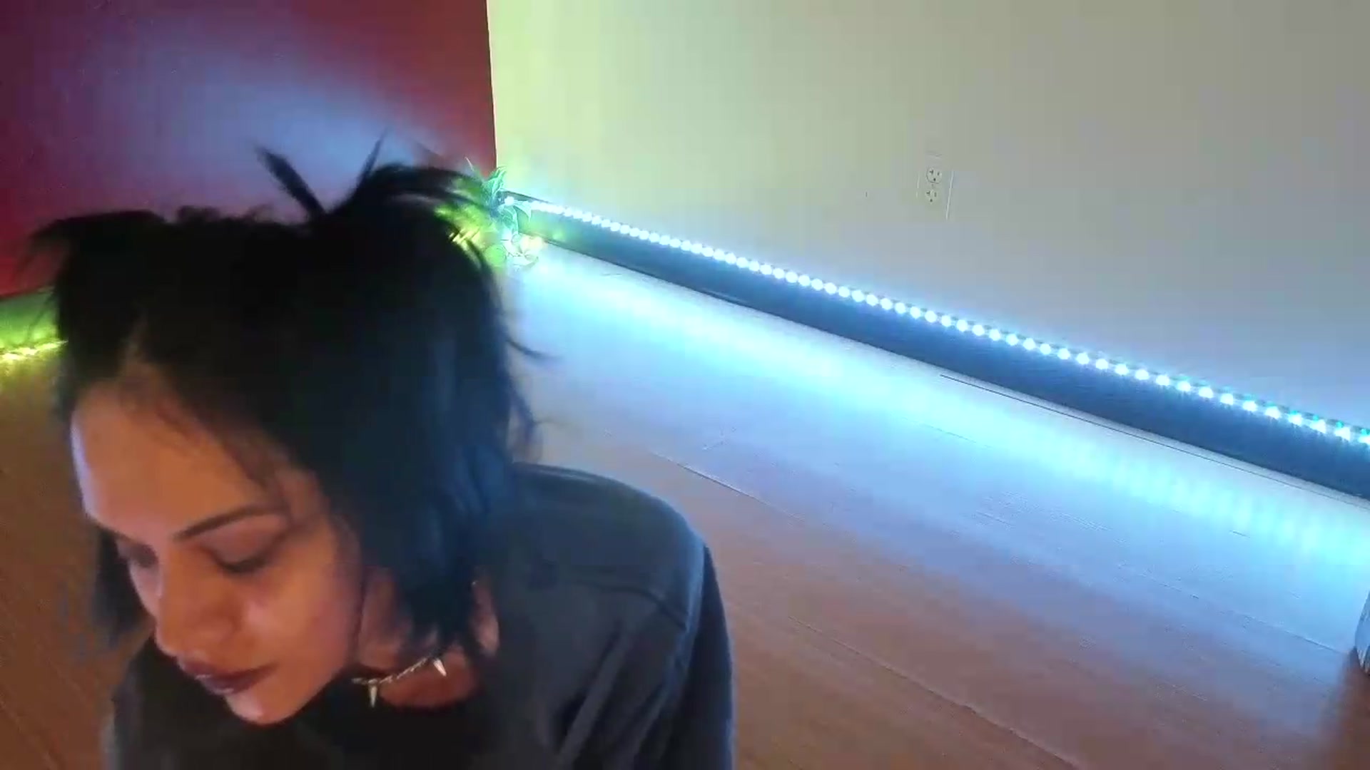Gallery image thumbnail from nella's myfreecams stream on, 08/22/2026, 17:01 image 3 of 20