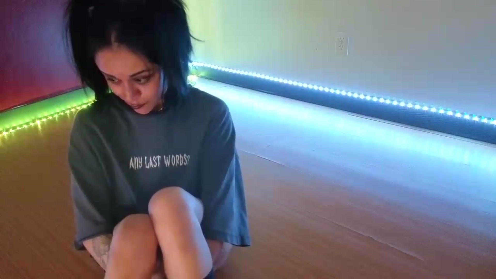 Gallery image thumbnail from nella's myfreecams stream on, 08/22/2026, 19:47 image 12 of 20