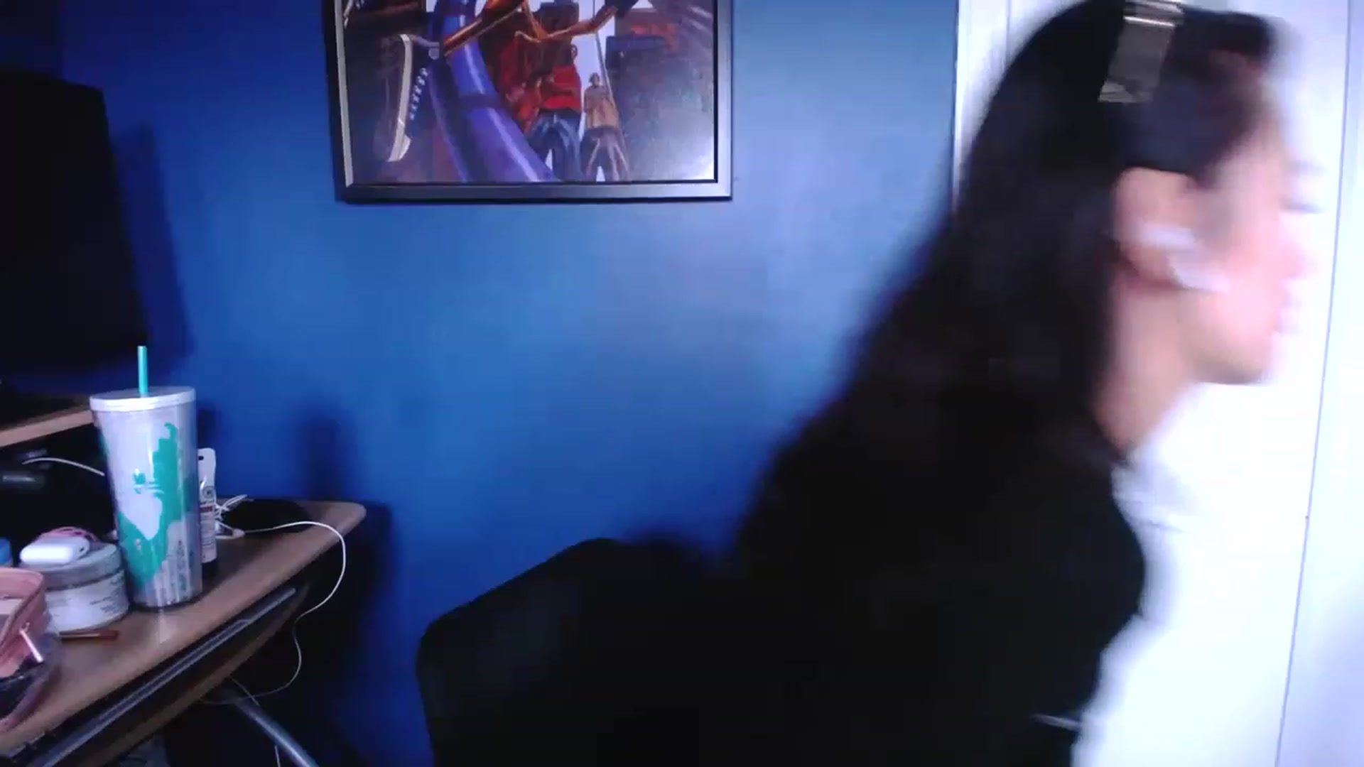 Gallery image thumbnail from nemukkonyago's myfreecams stream on, 12/07/2022, 19:12 image 14 of 20