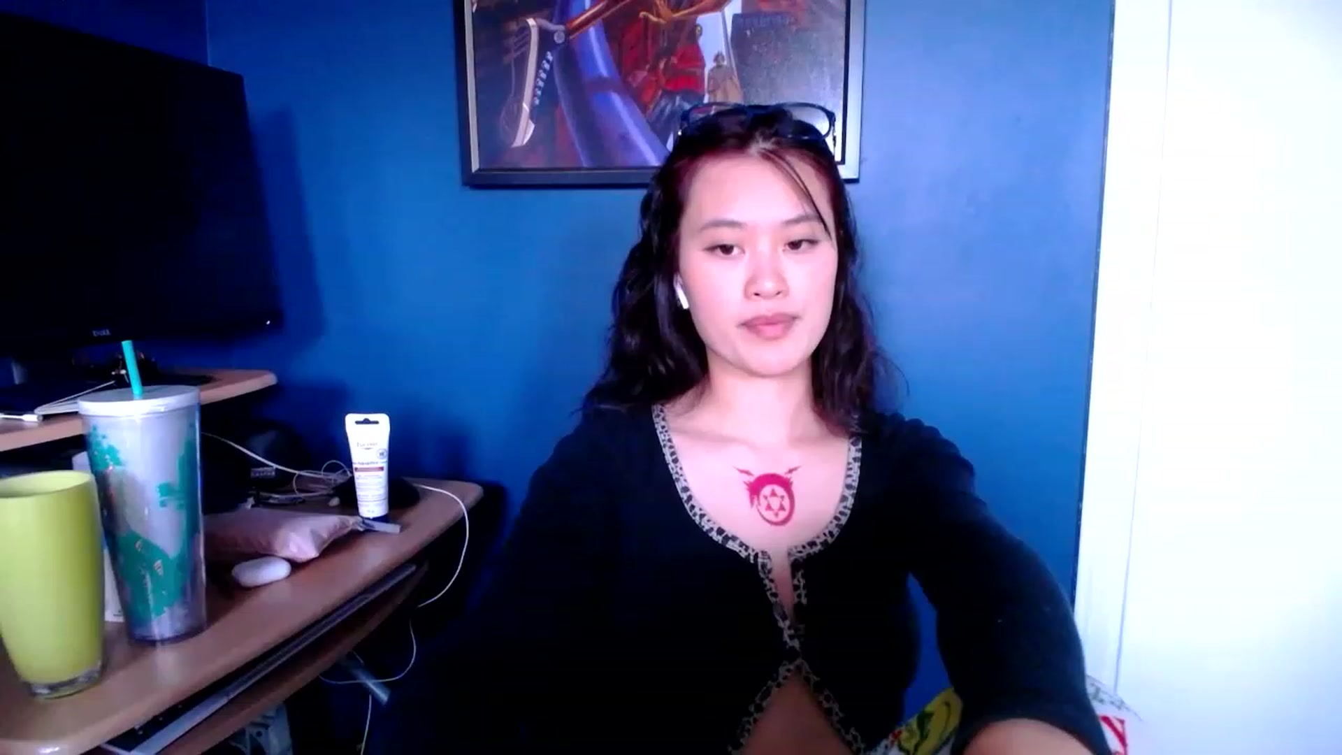 Gallery image thumbnail from nemukkonyago's myfreecams stream on, 12/08/2022, 18:10 image 13 of 20