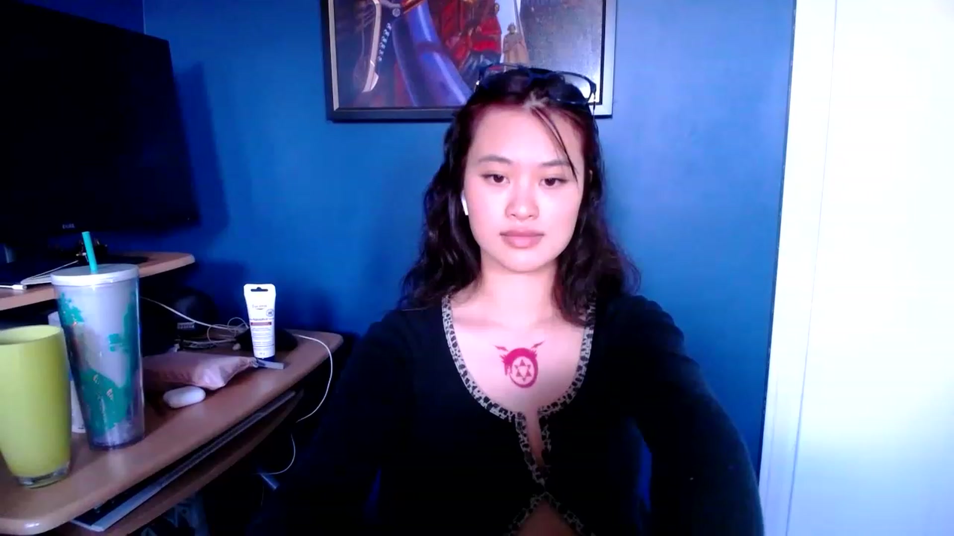 Gallery image thumbnail from nemukkonyago's myfreecams stream on, 12/08/2022, 18:10 image 17 of 20