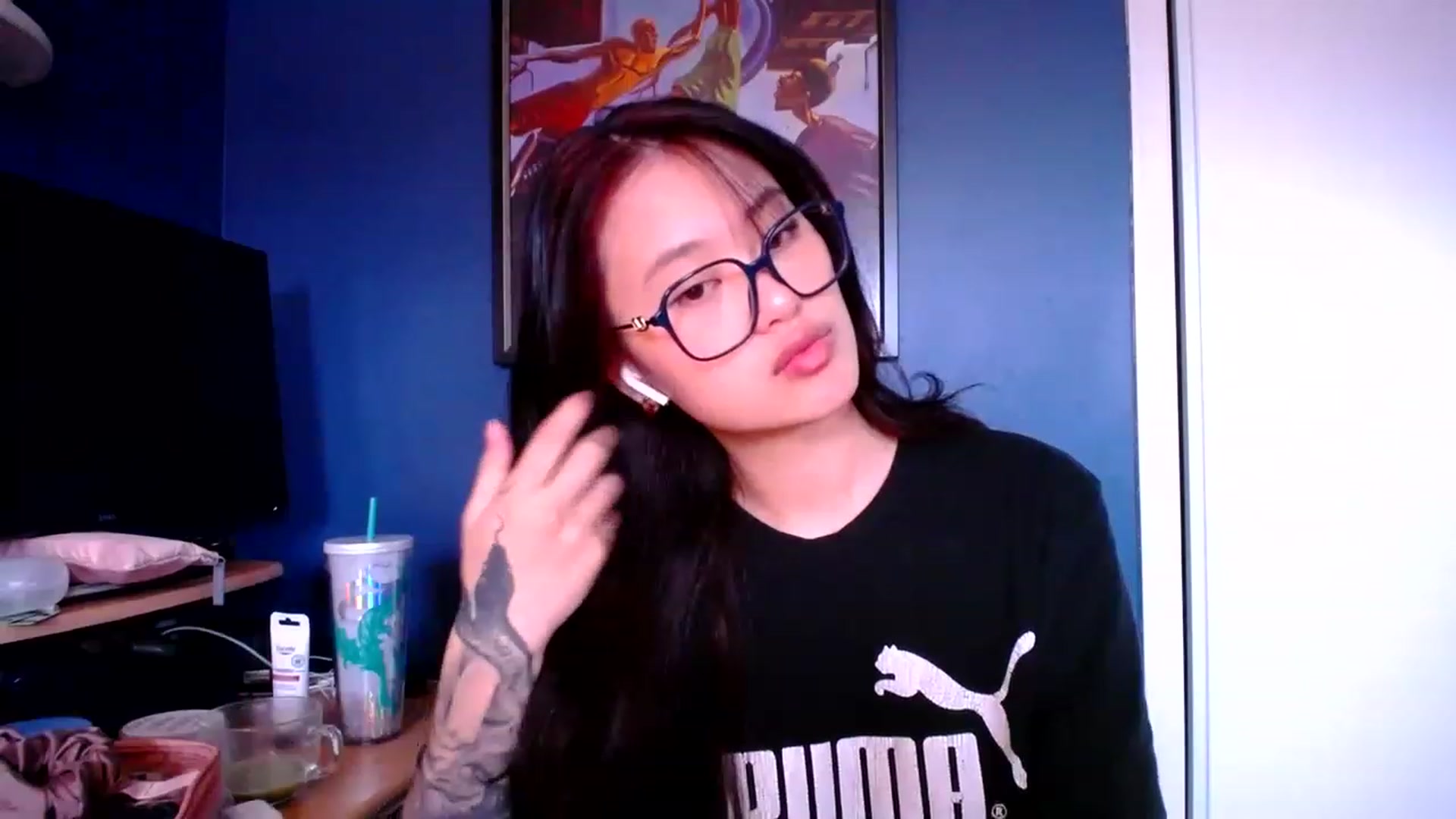 Gallery image thumbnail from nemukkonyago's myfreecams stream on, 12/09/2022, 16:49 image 4 of 20