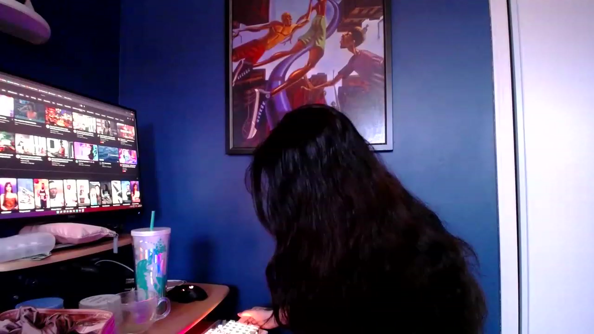 Gallery image thumbnail from nemukkonyago's myfreecams stream on, 12/09/2022, 16:49 image 16 of 20