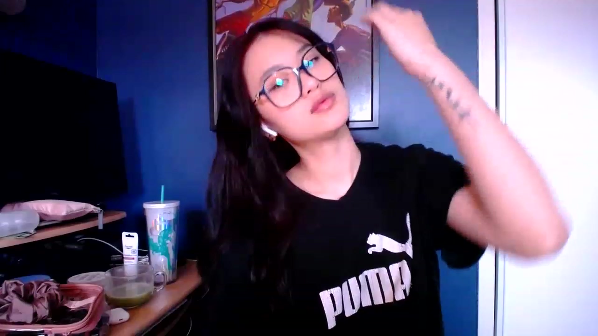 Gallery image thumbnail from nemukkonyago's myfreecams stream on, 12/09/2022, 16:49 image 2 of 20