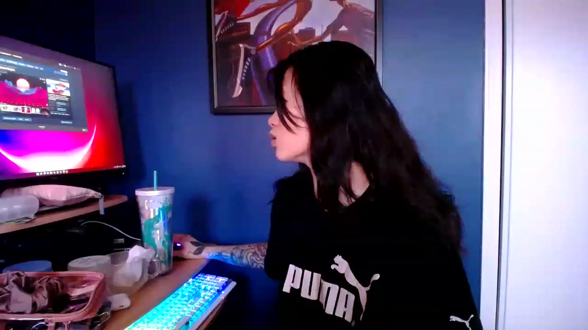 Gallery image thumbnail from nemukkonyago's myfreecams stream on, 12/09/2022, 16:49 image 18 of 20