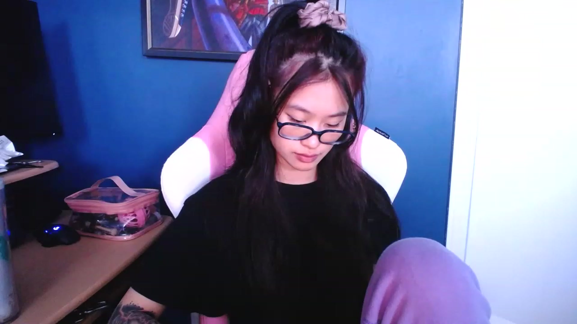 Gallery image thumbnail from nemukkonyago's myfreecams stream on, 12/19/2022, 18:44 image 14 of 20