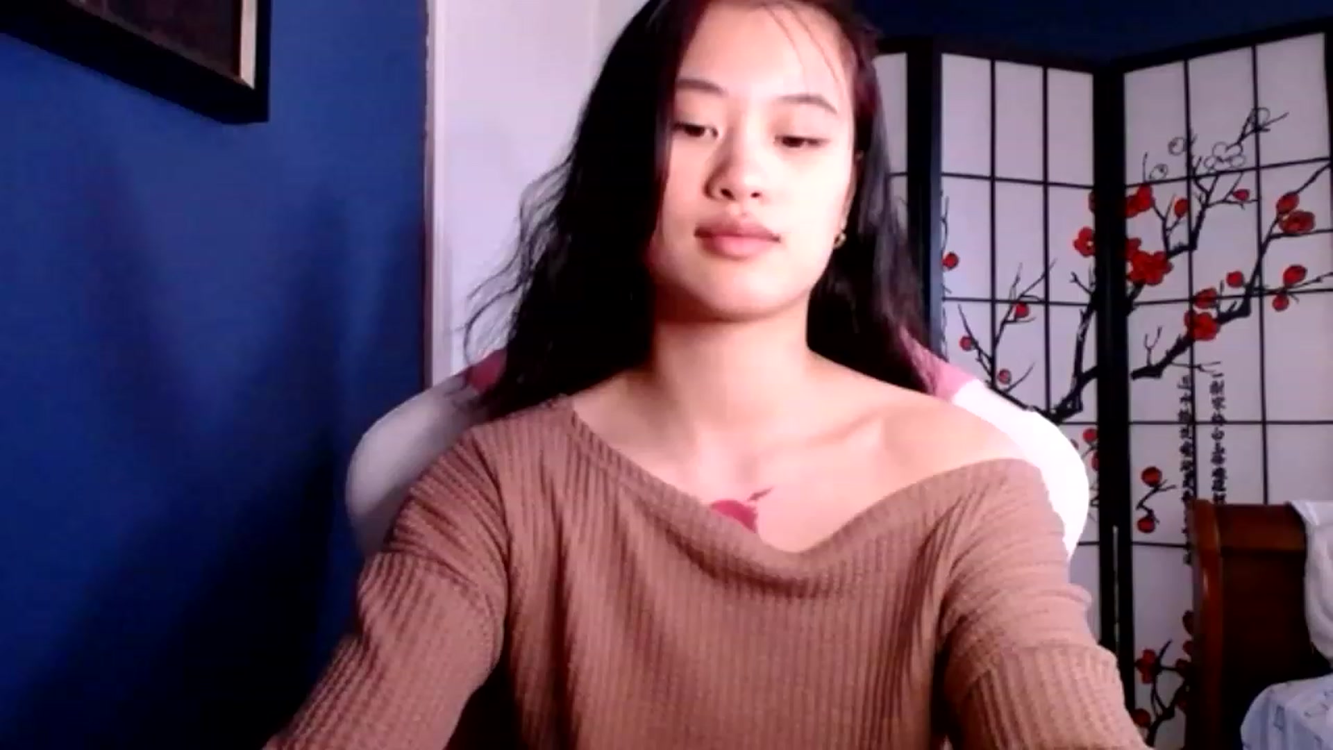 Gallery image thumbnail from nemukkonyago's myfreecams stream on, 01/04/2023, 19:50 image 17 of 20