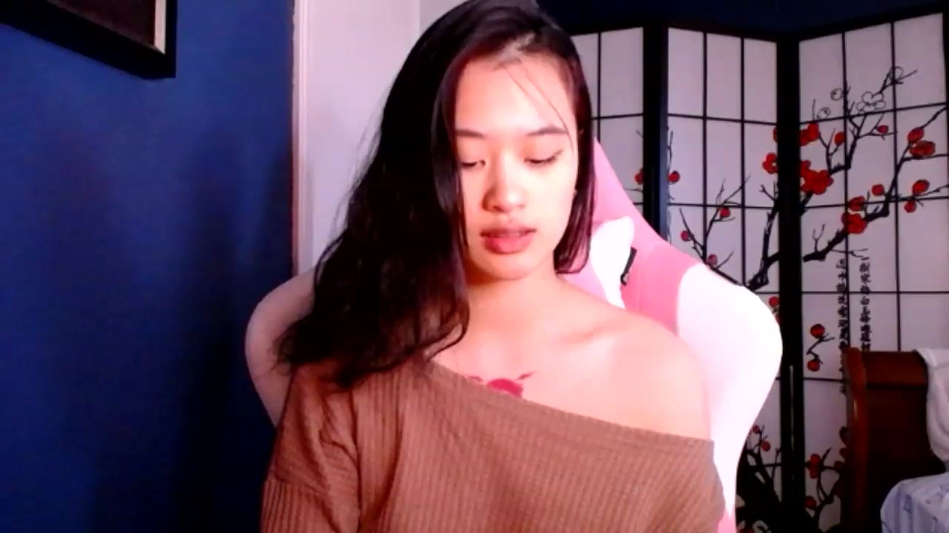 Gallery image thumbnail from nemukkonyago's myfreecams stream on, 01/04/2023, 19:50 image 9 of 20