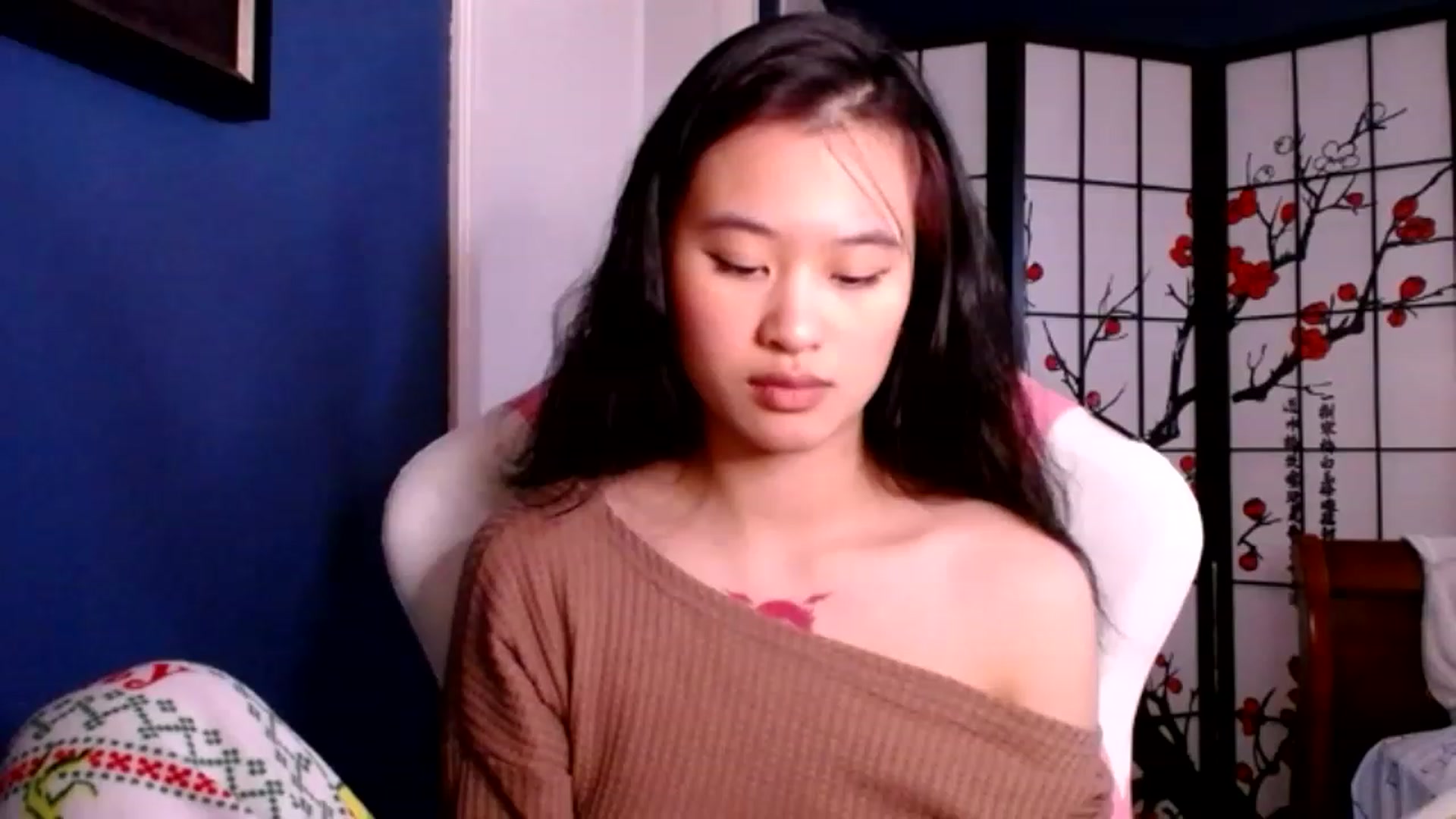 Gallery image thumbnail from nemukkonyago's myfreecams stream on, 01/04/2023, 19:50 image 12 of 20