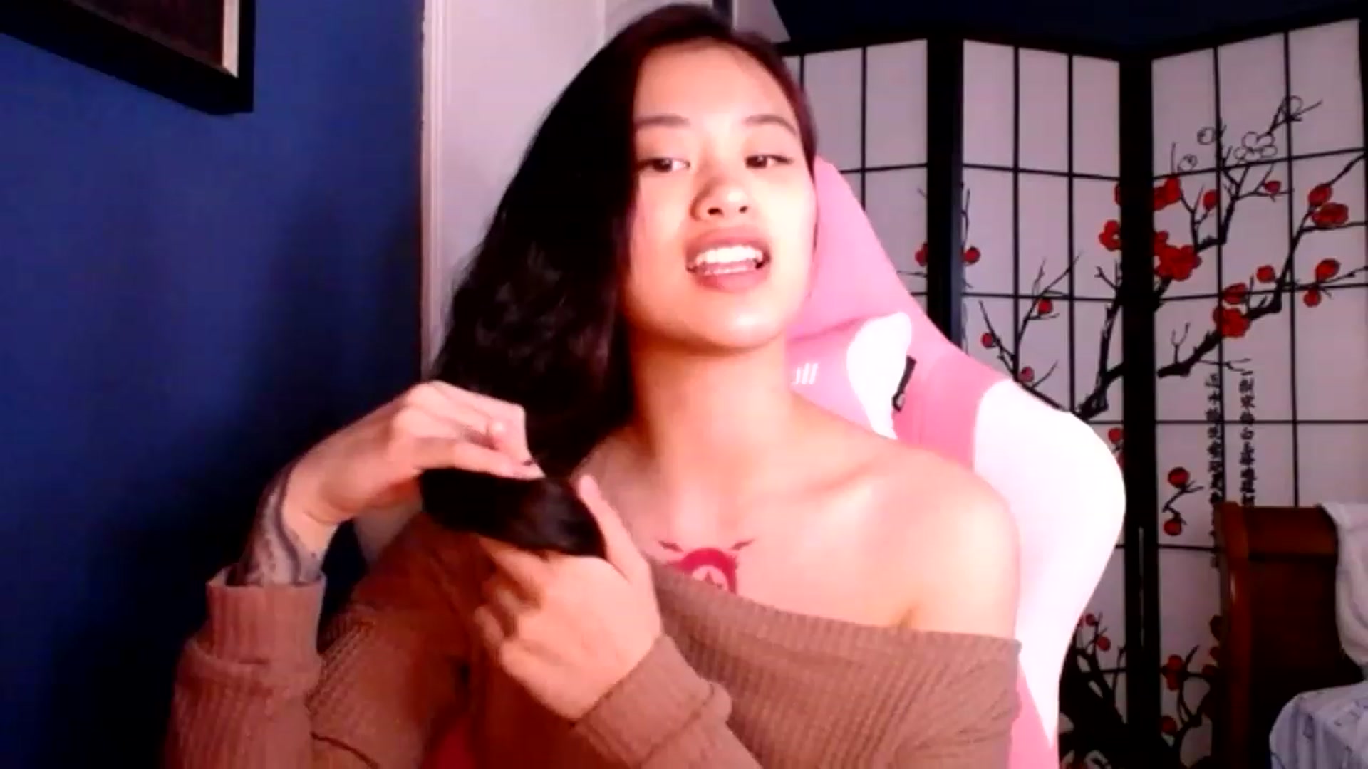 Gallery image thumbnail from nemukkonyago's myfreecams stream on, 01/04/2023, 19:50 image 10 of 20