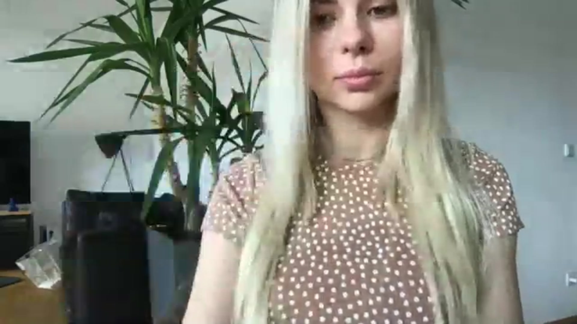 Gallery image thumbnail from neverinmylife's myfreecams stream on, 03/15/2024, 10:47 image 19 of 20