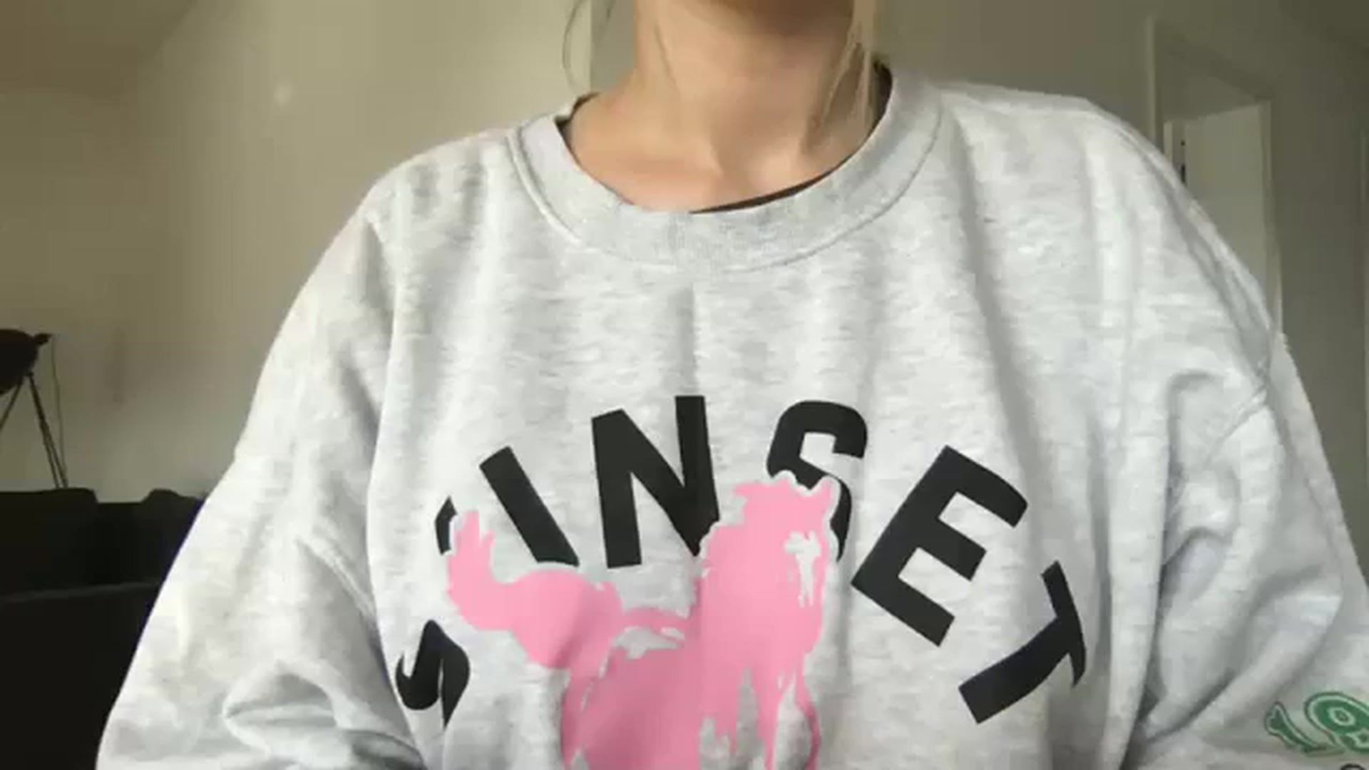 Gallery image thumbnail from neverinmylife's myfreecams stream on, 03/19/2024, 14:05 image 16 of 20