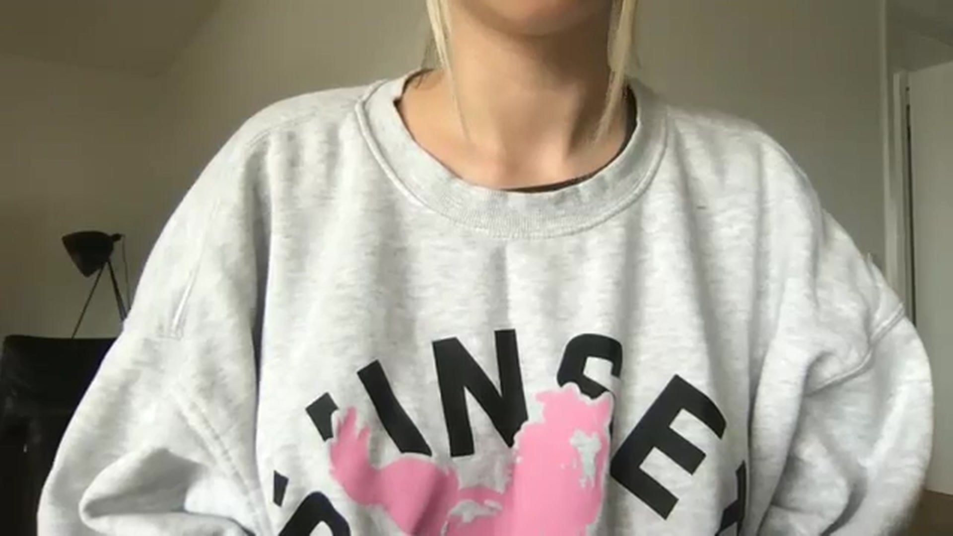 Gallery image thumbnail from neverinmylife's myfreecams stream on, 03/19/2024, 14:05 image 7 of 20
