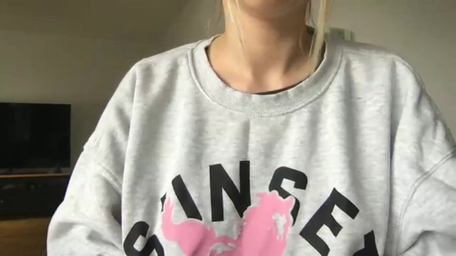 Gallery image thumbnail from neverinmylife's myfreecams stream on, 03/19/2024, 14:05 image 20 of 20