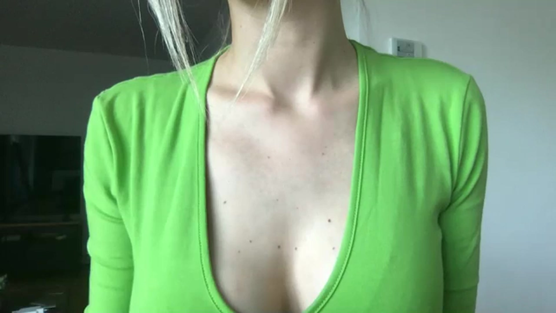 Gallery image thumbnail from neverinmylife's myfreecams stream on, 04/29/2024, 09:50 image 6 of 20