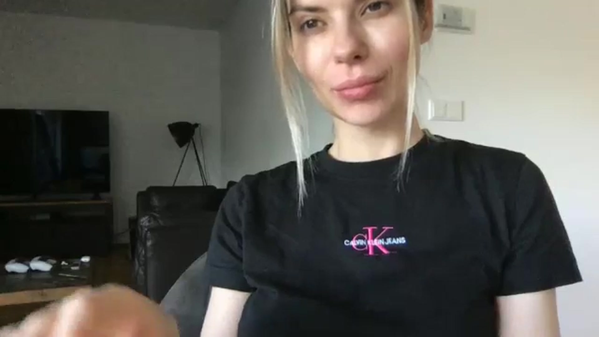 Gallery image thumbnail from neverinmylife's myfreecams stream on, 05/02/2024, 09:38 image 9 of 20