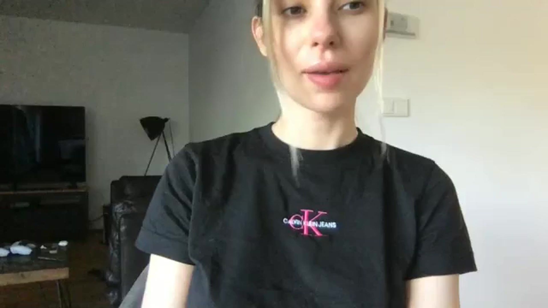 Gallery image thumbnail from neverinmylife's myfreecams stream on, 05/02/2024, 09:38 image 1 of 20